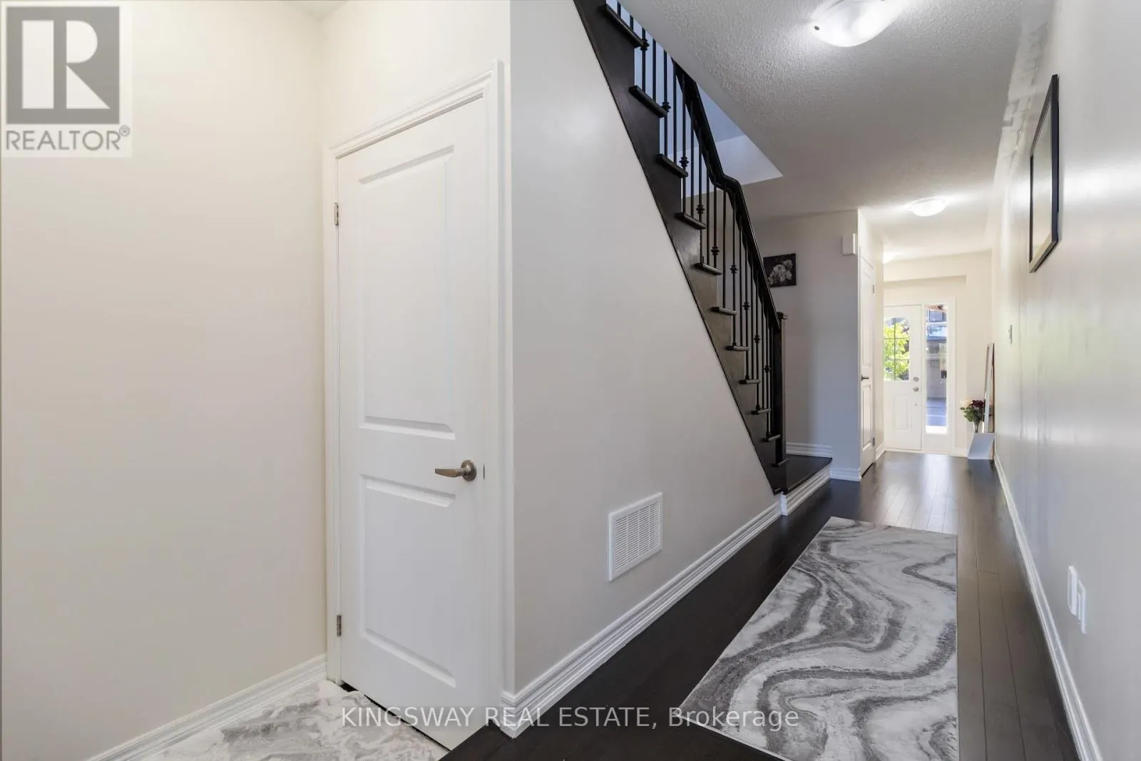 86 FRUITVALE CIRCLE