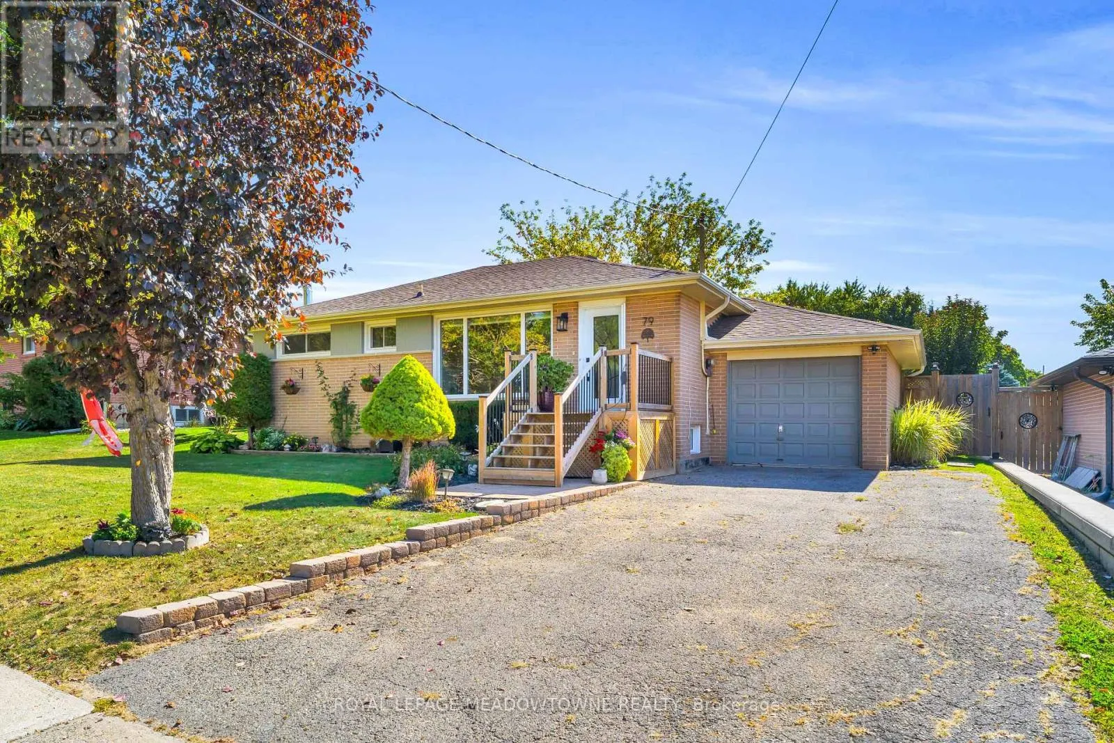 79 REXWAY DRIVE