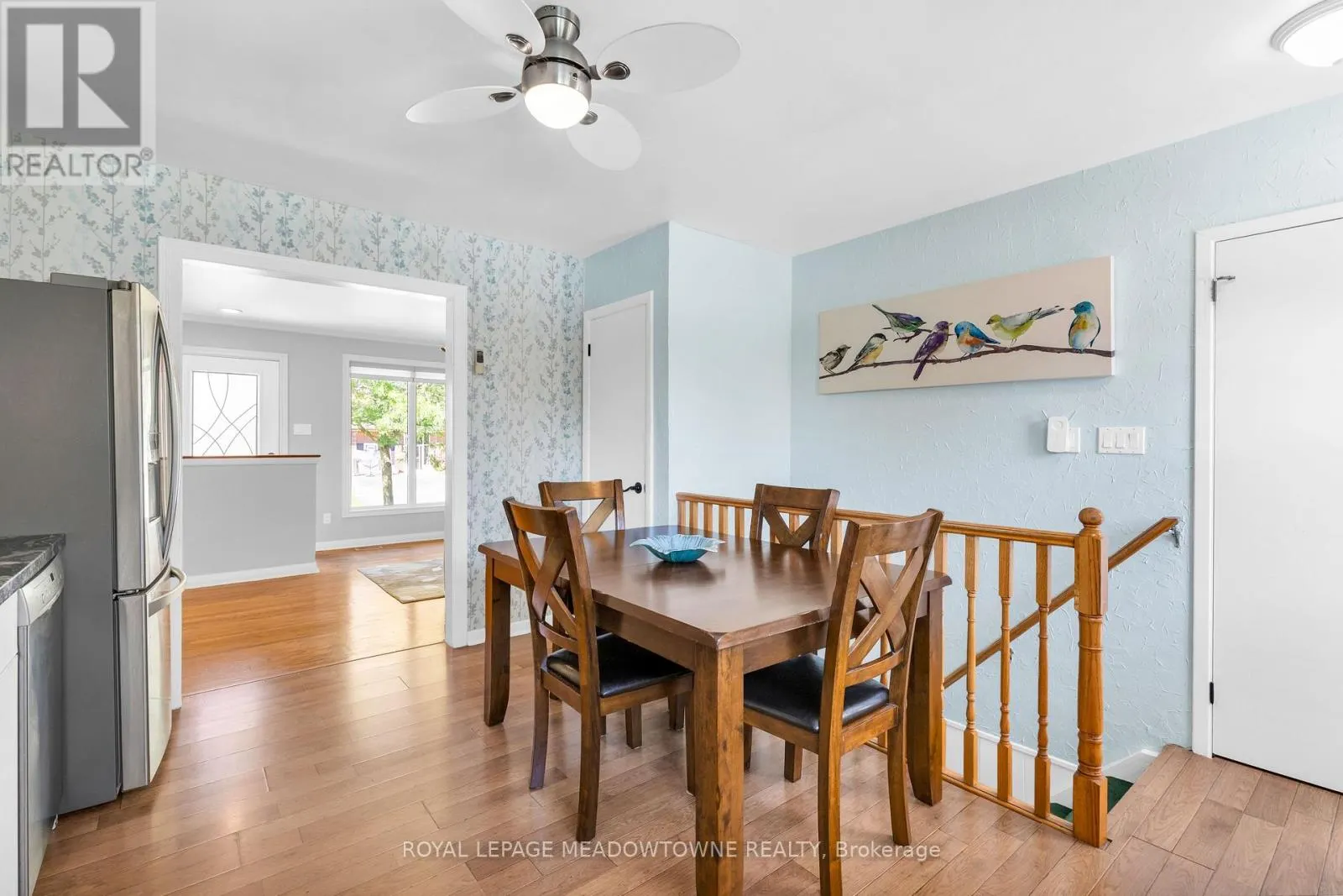 79 REXWAY DRIVE