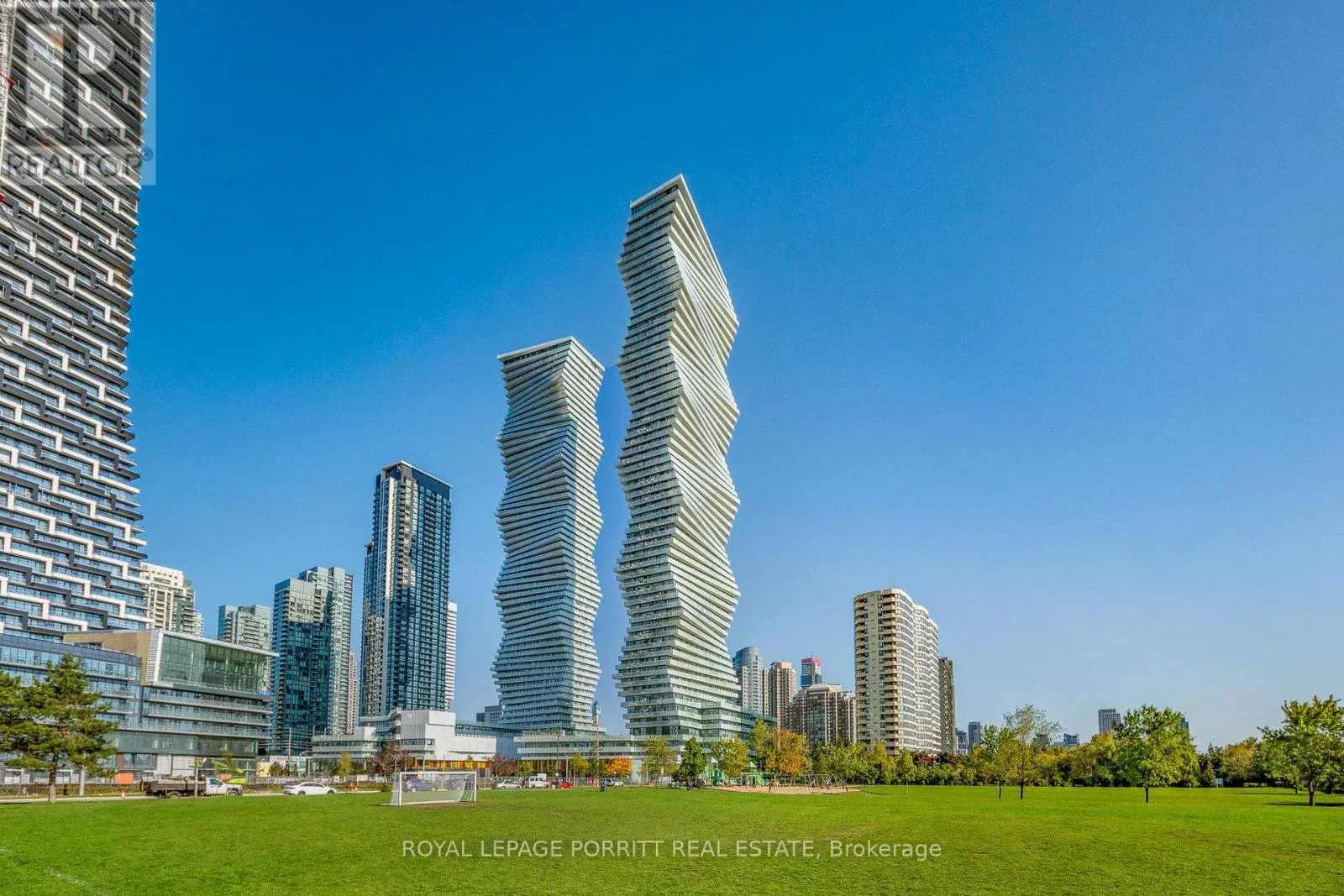 202 - 3883 QUARTZ ROAD