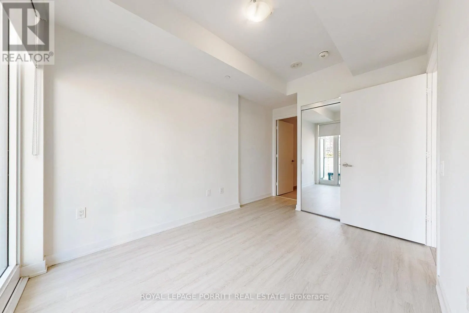202 - 3883 QUARTZ ROAD