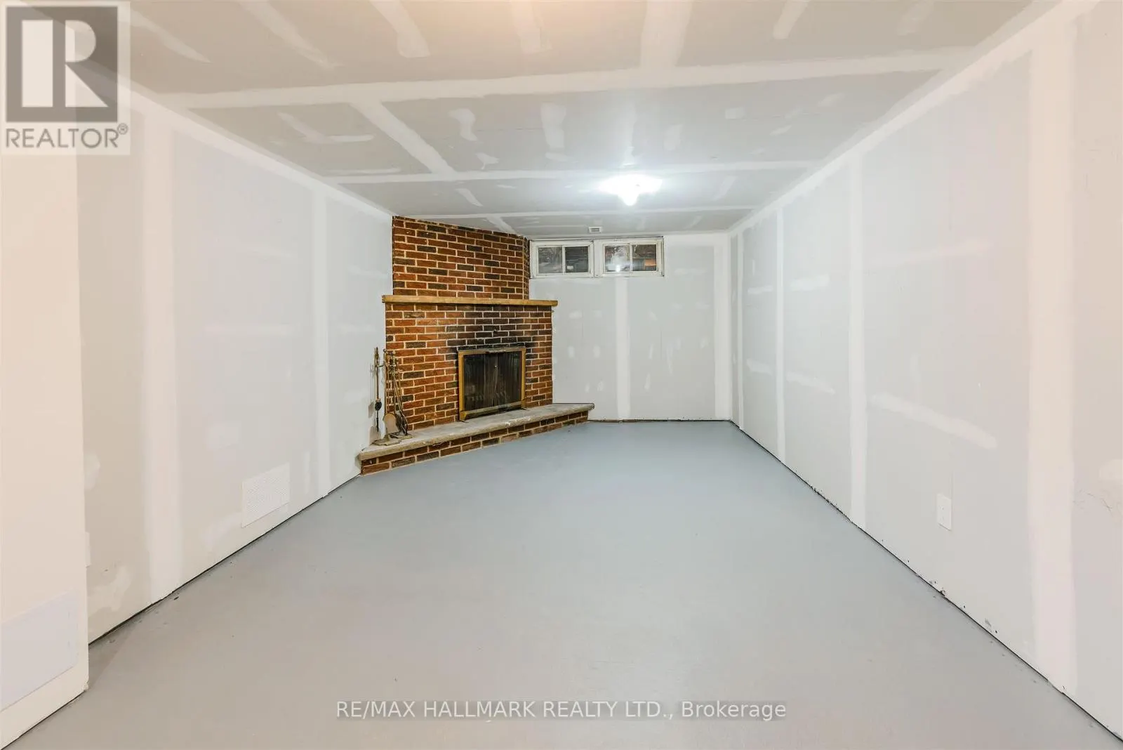 2126 PASHAK COURT