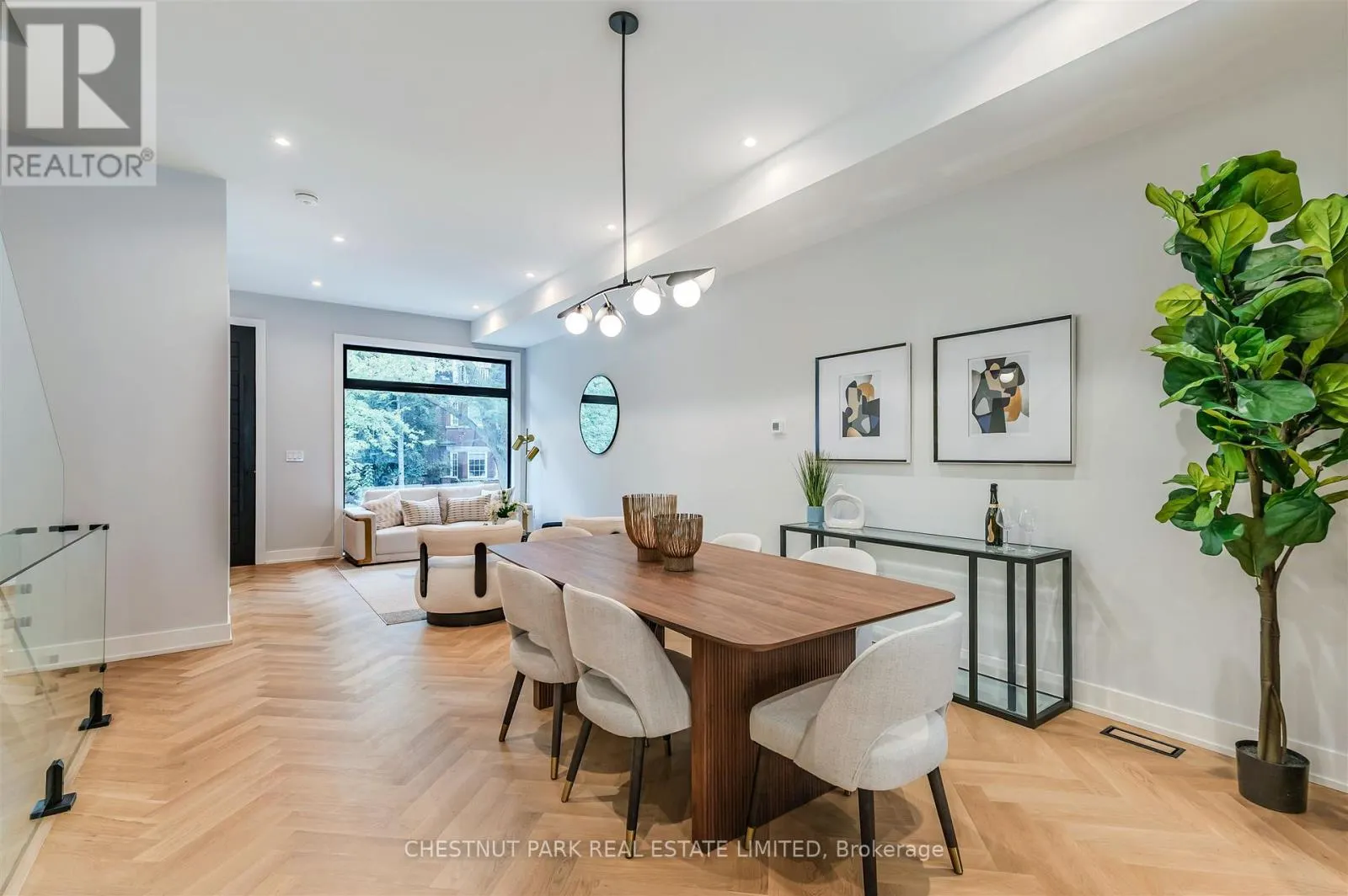 222A PEARSON AVENUE