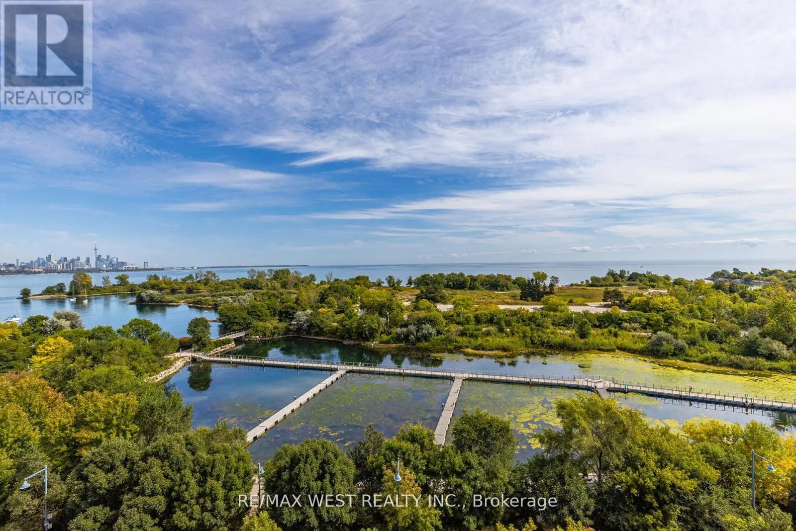702 - 20 SHORE BREEZE DRIVE