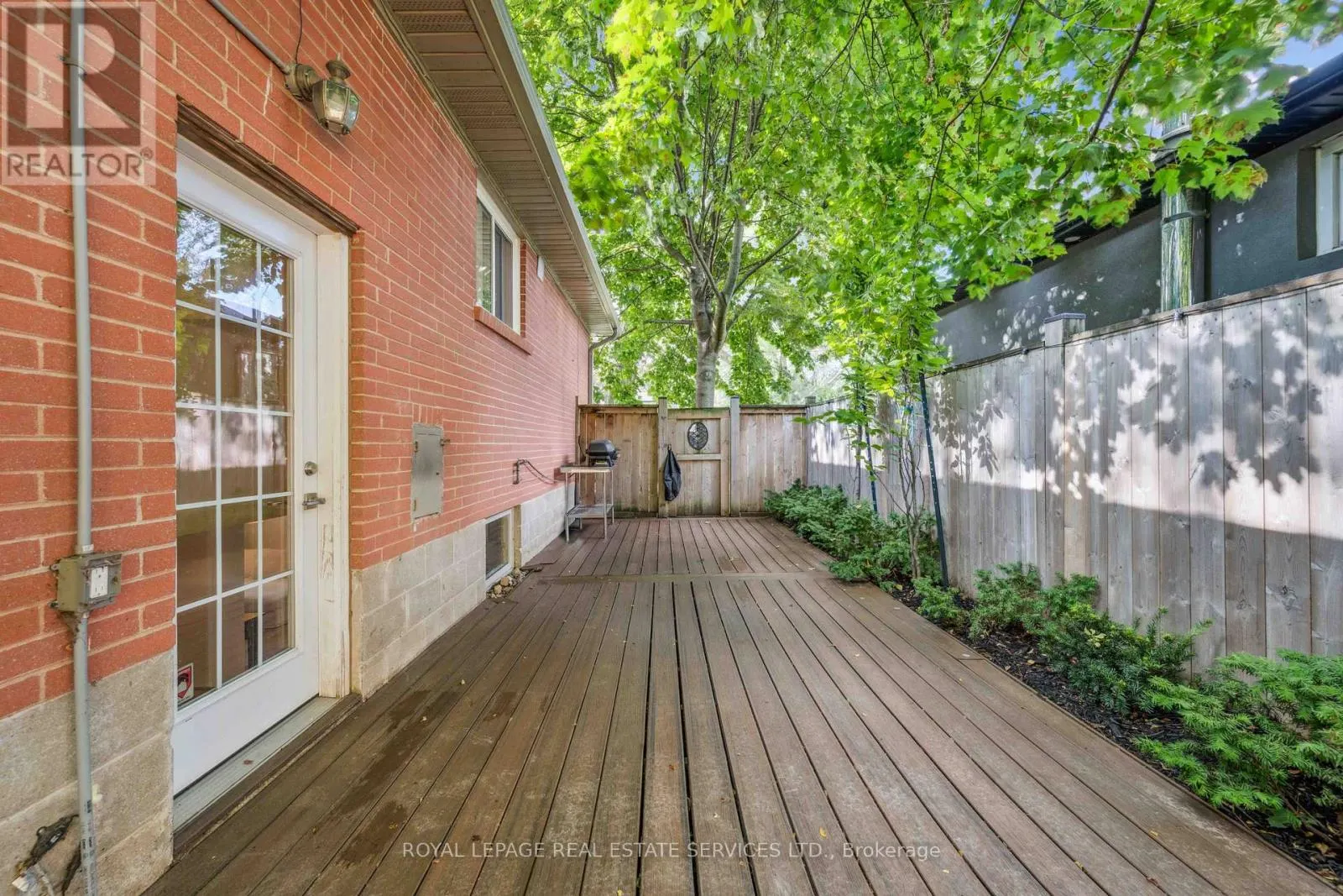 455 WILLIS DRIVE