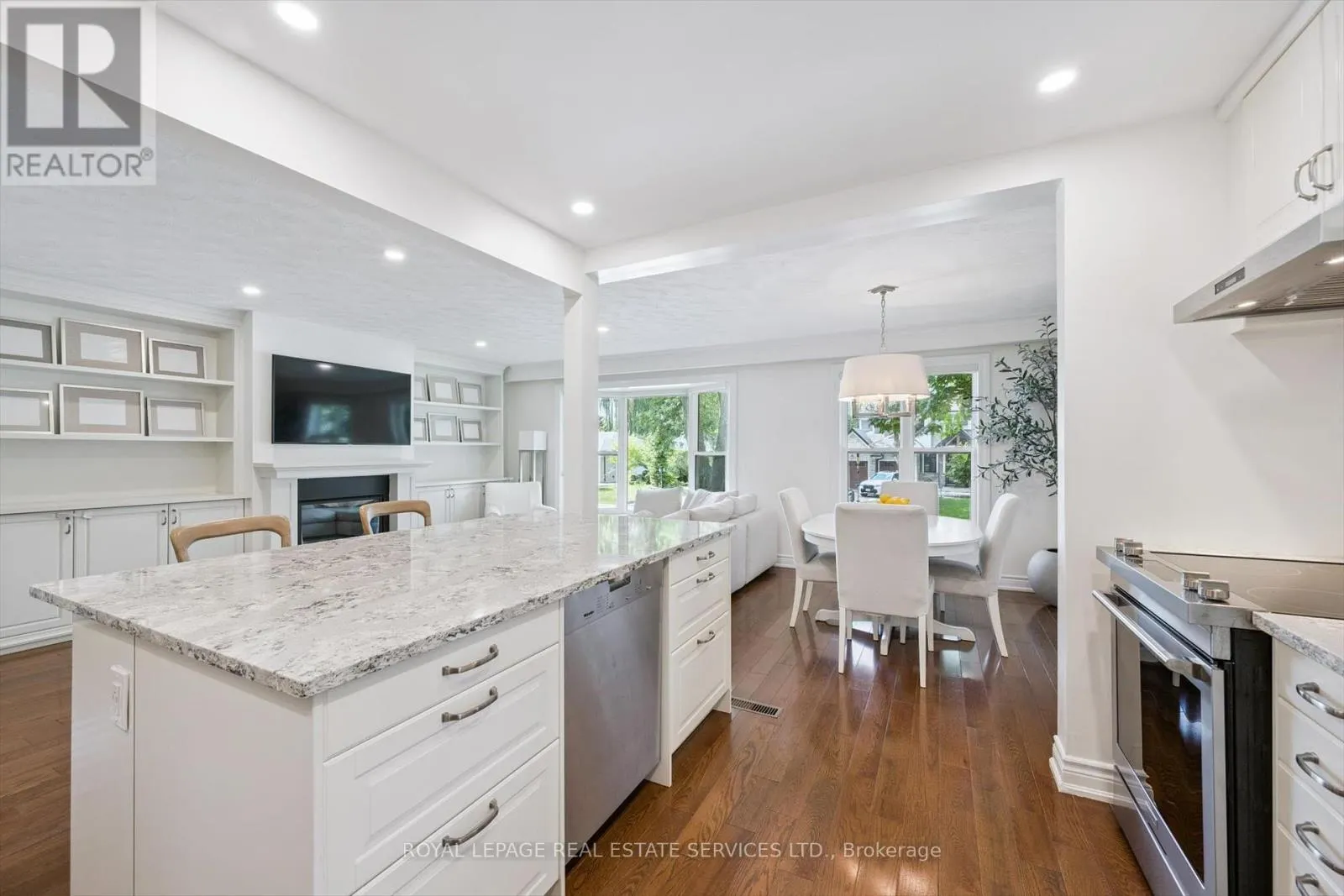455 WILLIS DRIVE