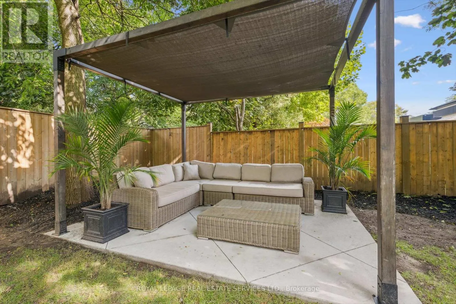 455 WILLIS DRIVE