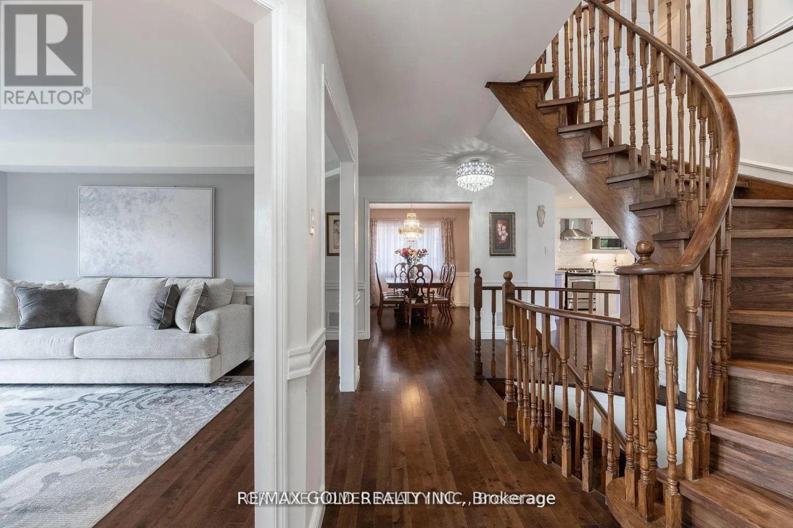 14 SHADYWOOD ROAD