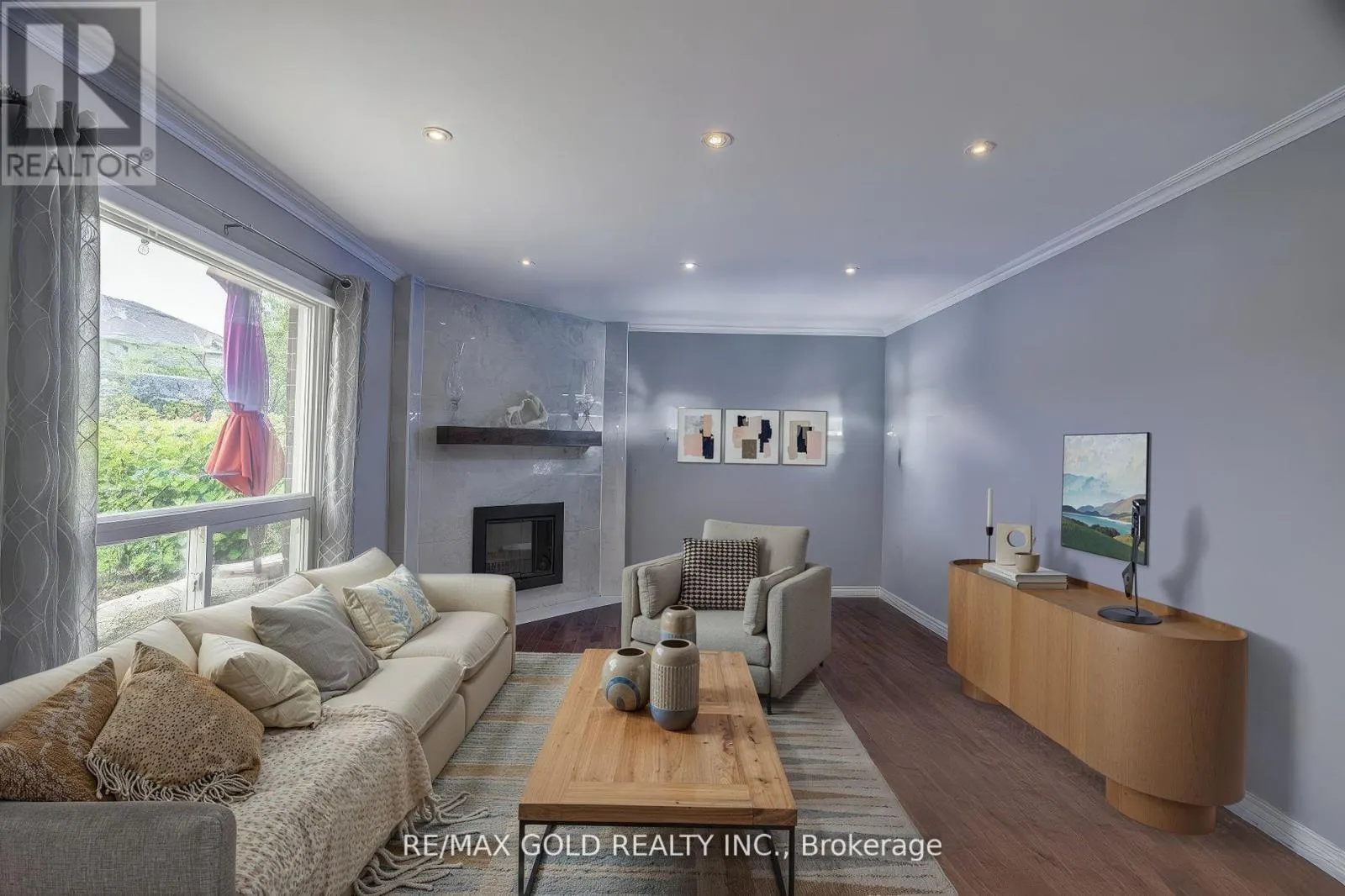 14 SHADYWOOD ROAD