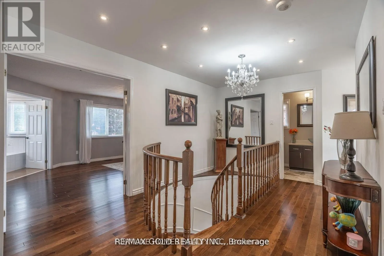 14 SHADYWOOD ROAD