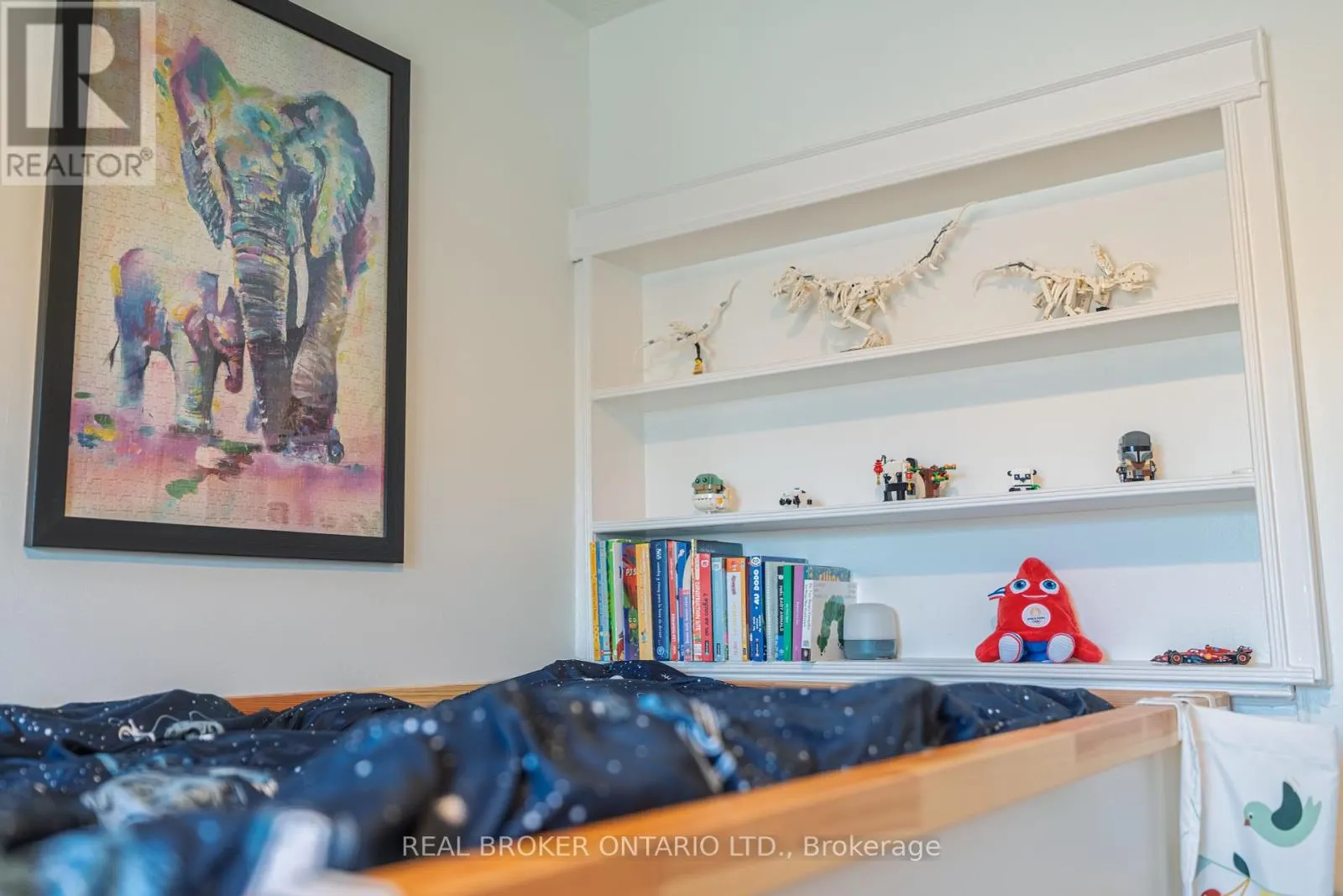204 EARLSCOURT AVENUE W