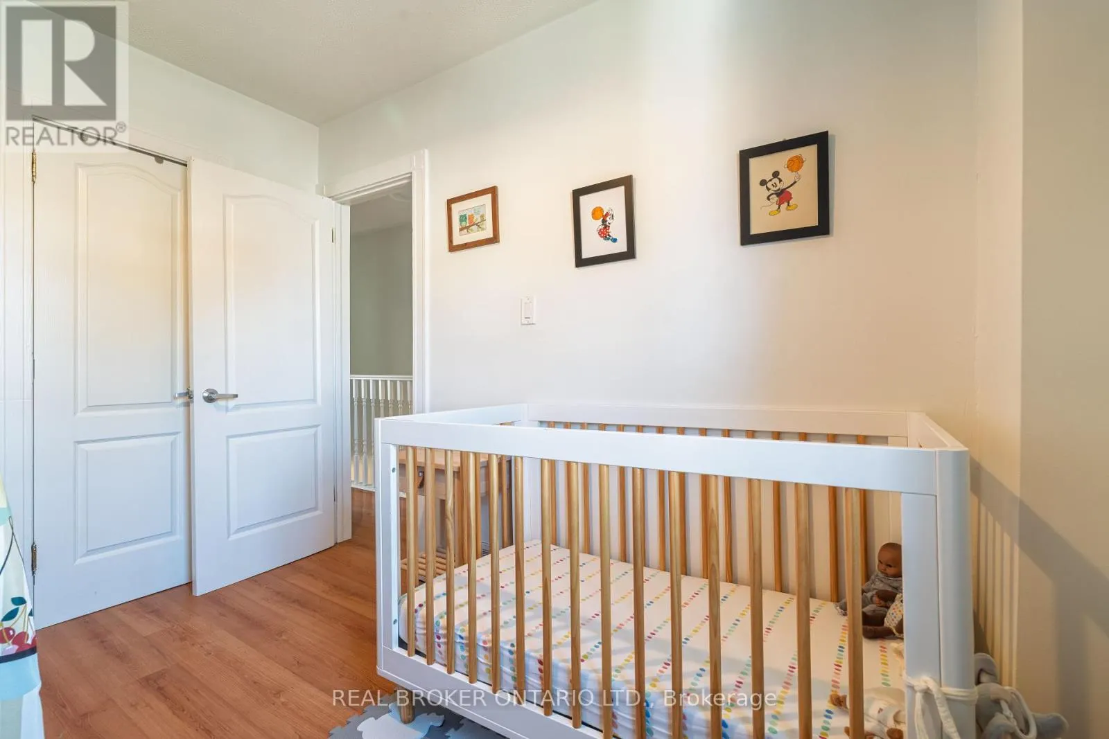 204 EARLSCOURT AVENUE W