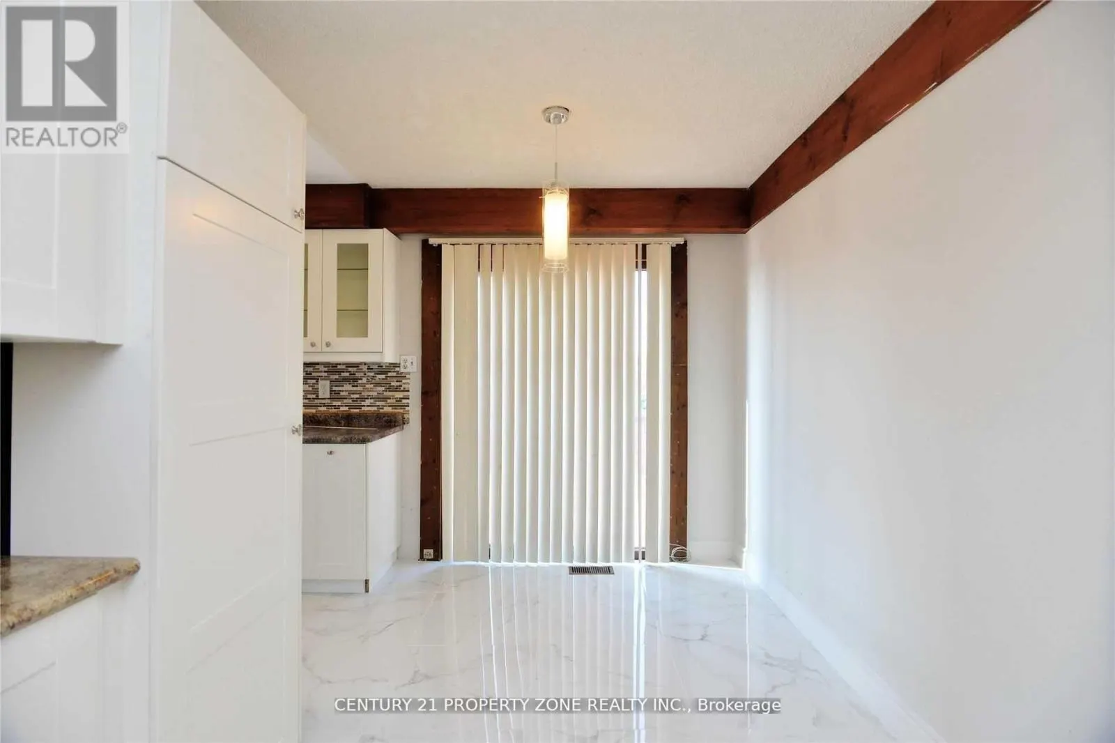 41 CROSSWOOD LANE