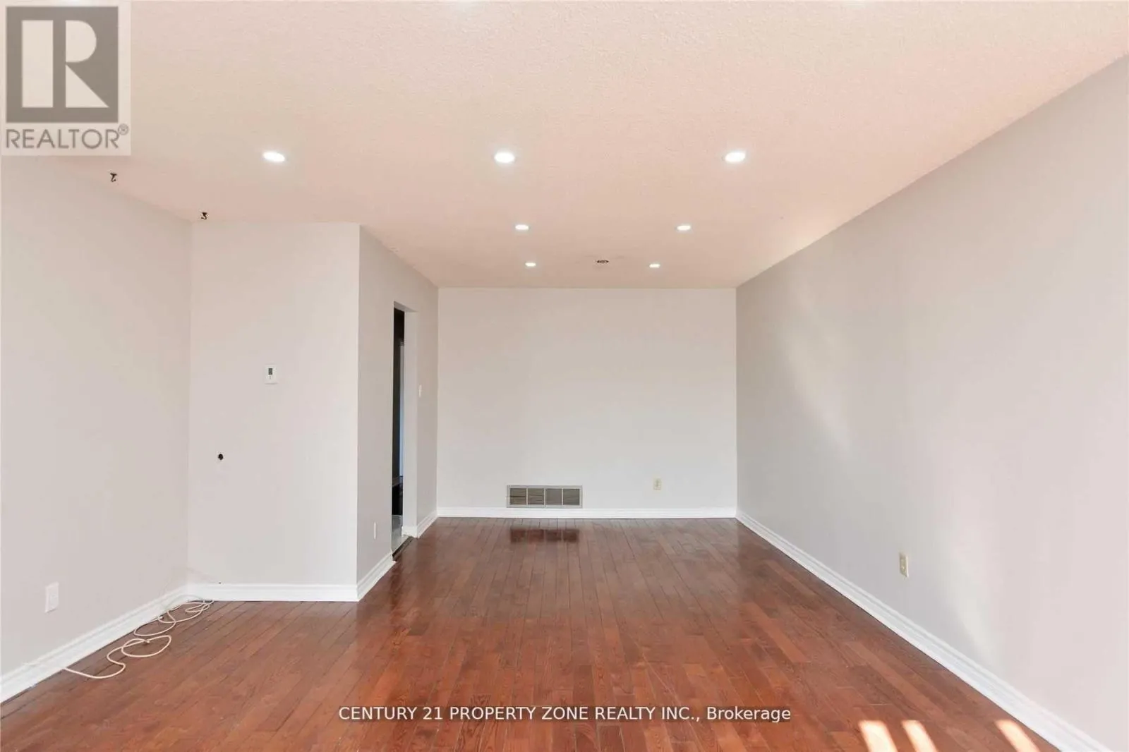 41 CROSSWOOD LANE