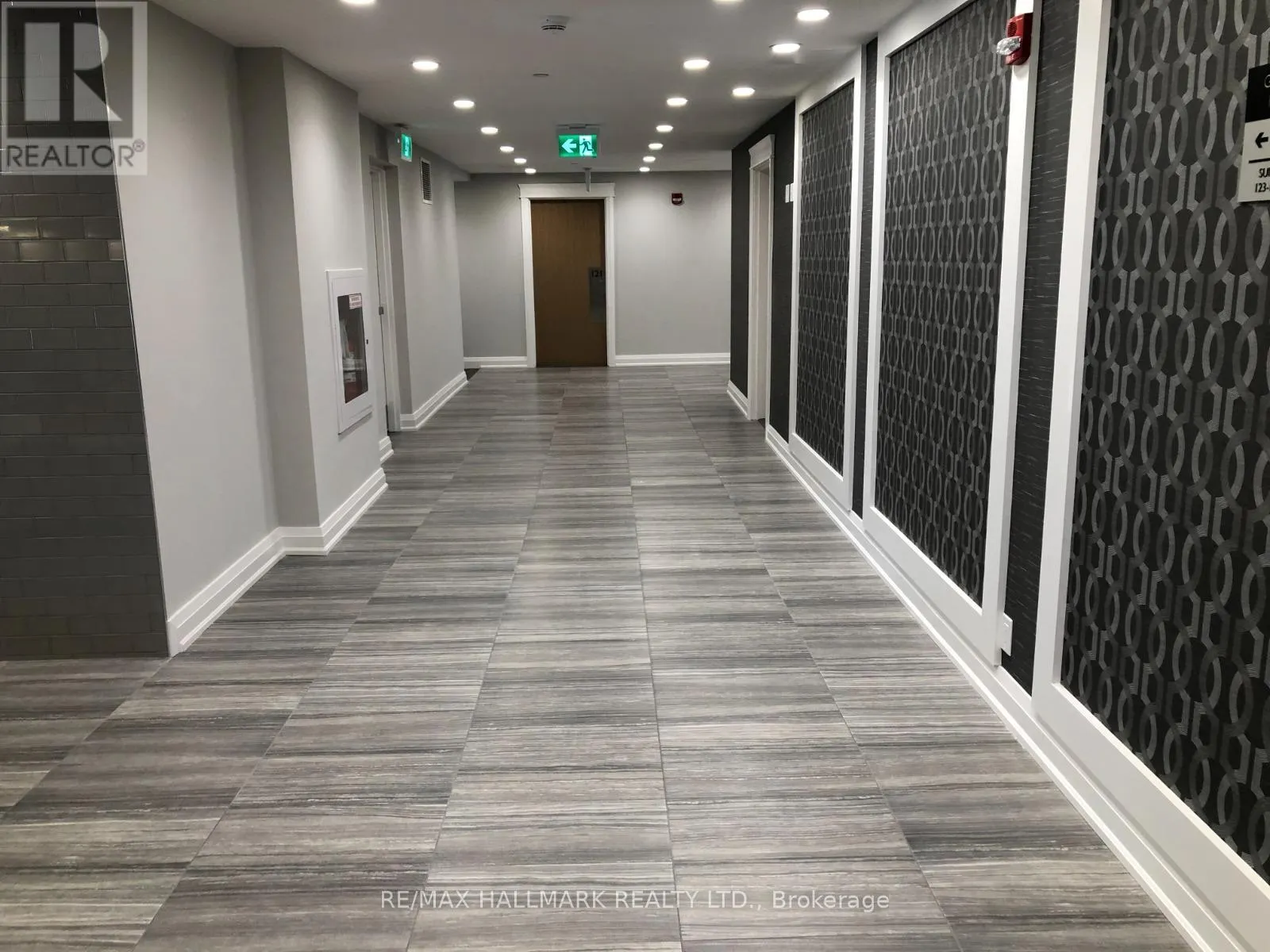 110 - 128 GROVEWOOD COMMON