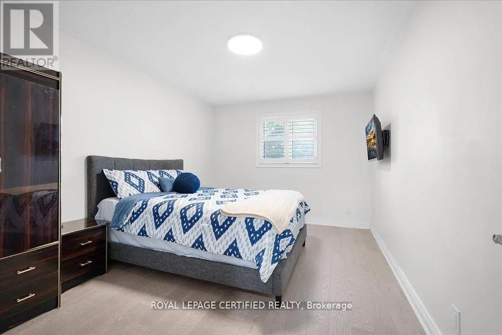 121 GENESEE DRIVE