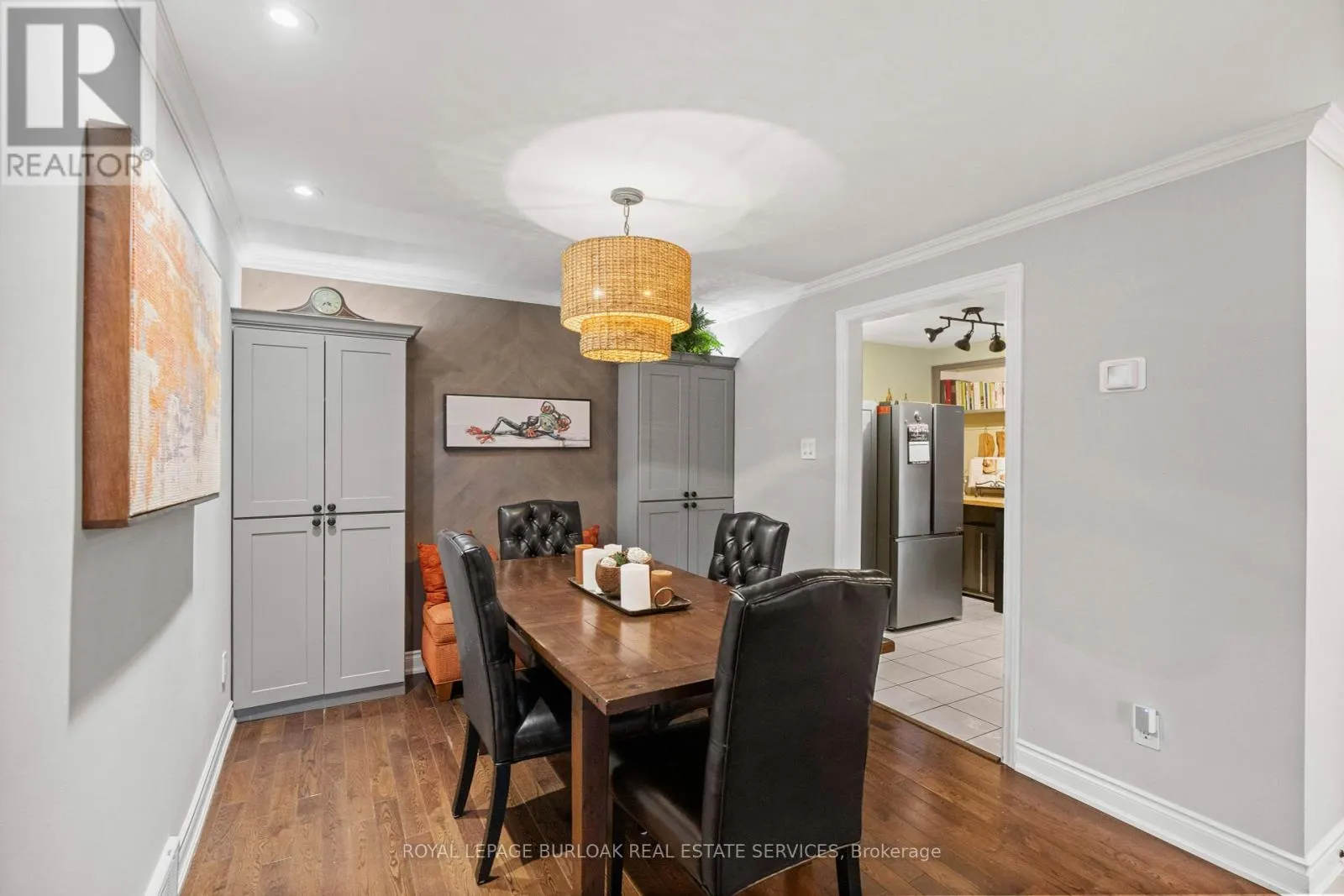 5 - 1508 UPPER MIDDLE ROAD