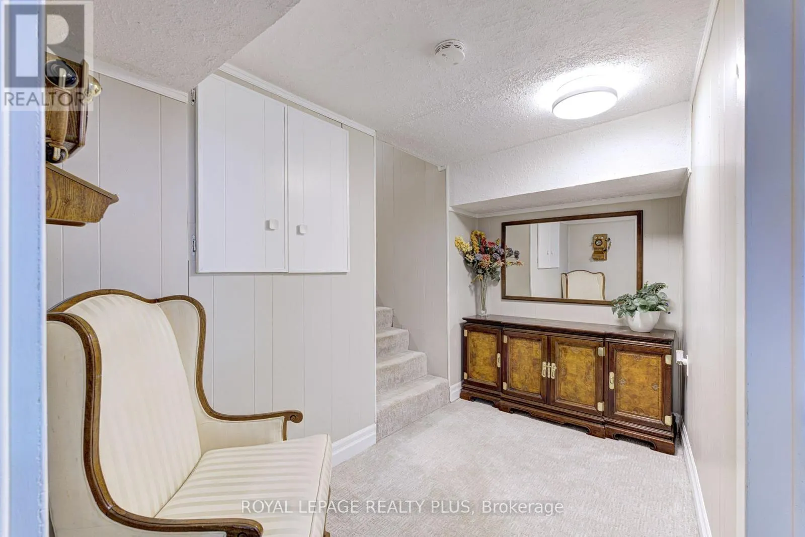 2063 CAVENDISH DRIVE