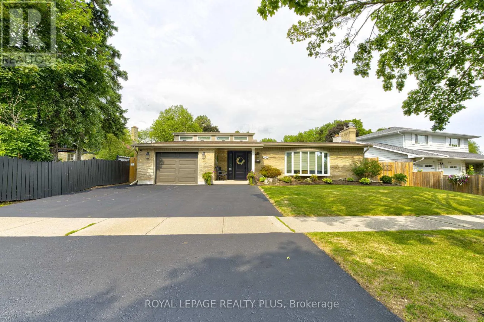 2063 CAVENDISH DRIVE