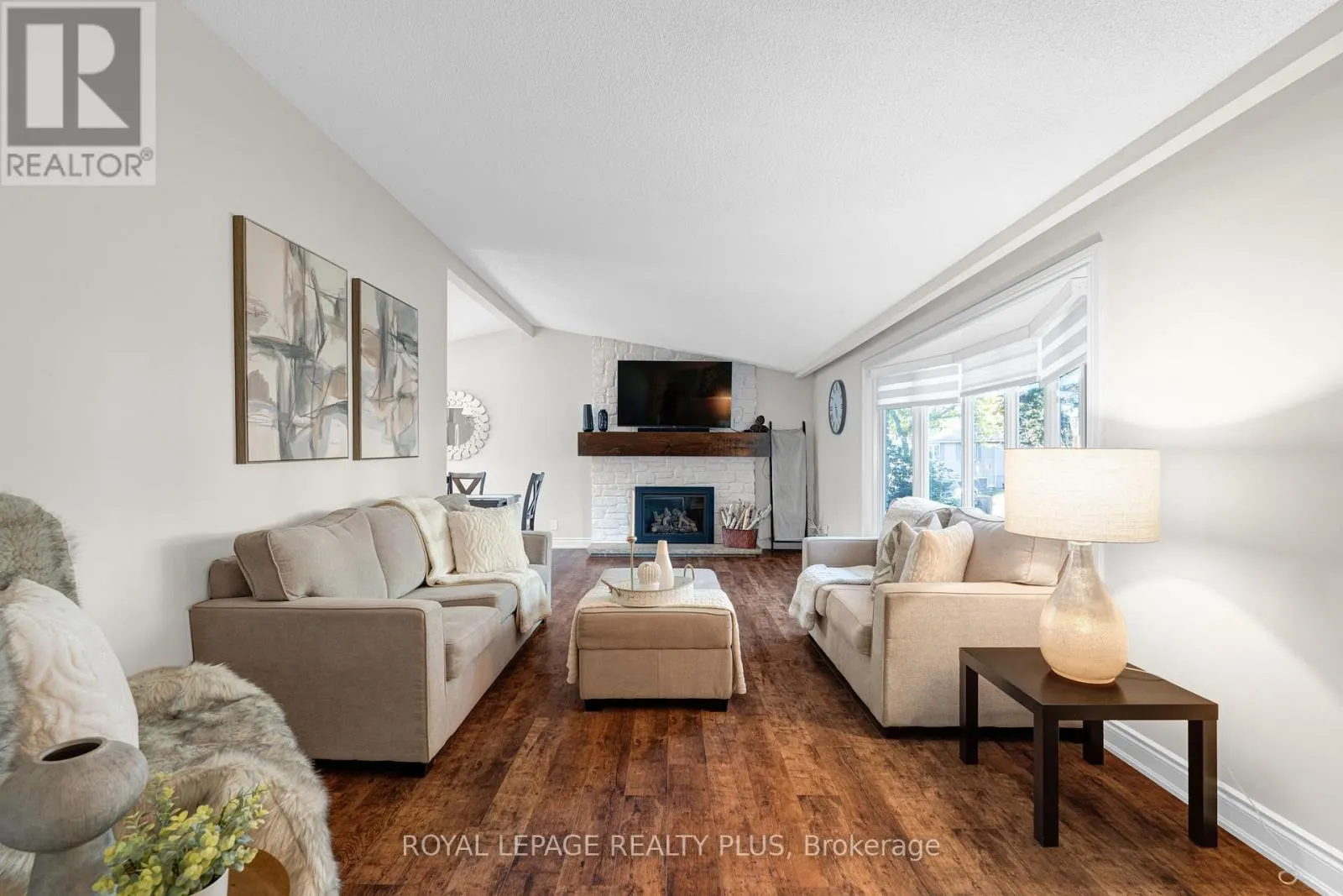 2063 CAVENDISH DRIVE