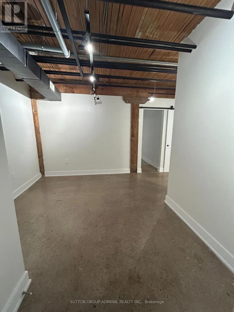 L102 - 34 NOBLE STREET