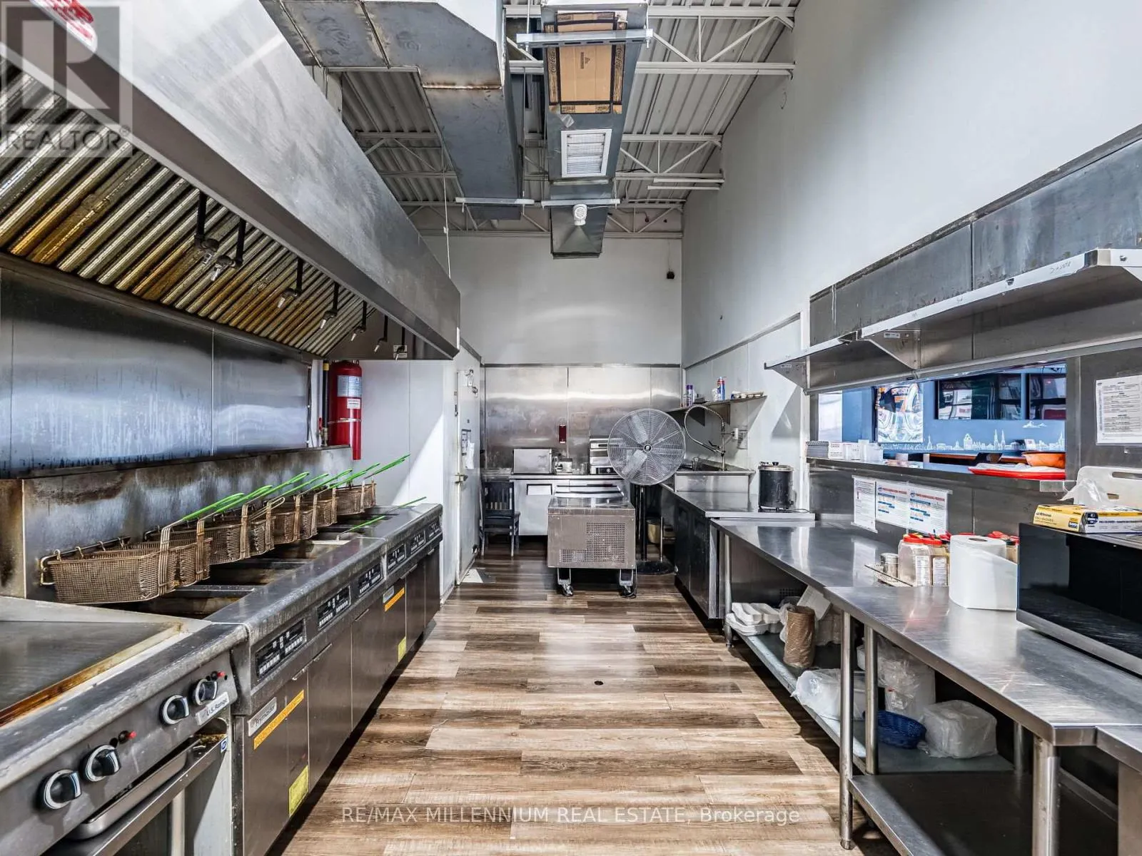 2905 EGLINTON AVENUE W