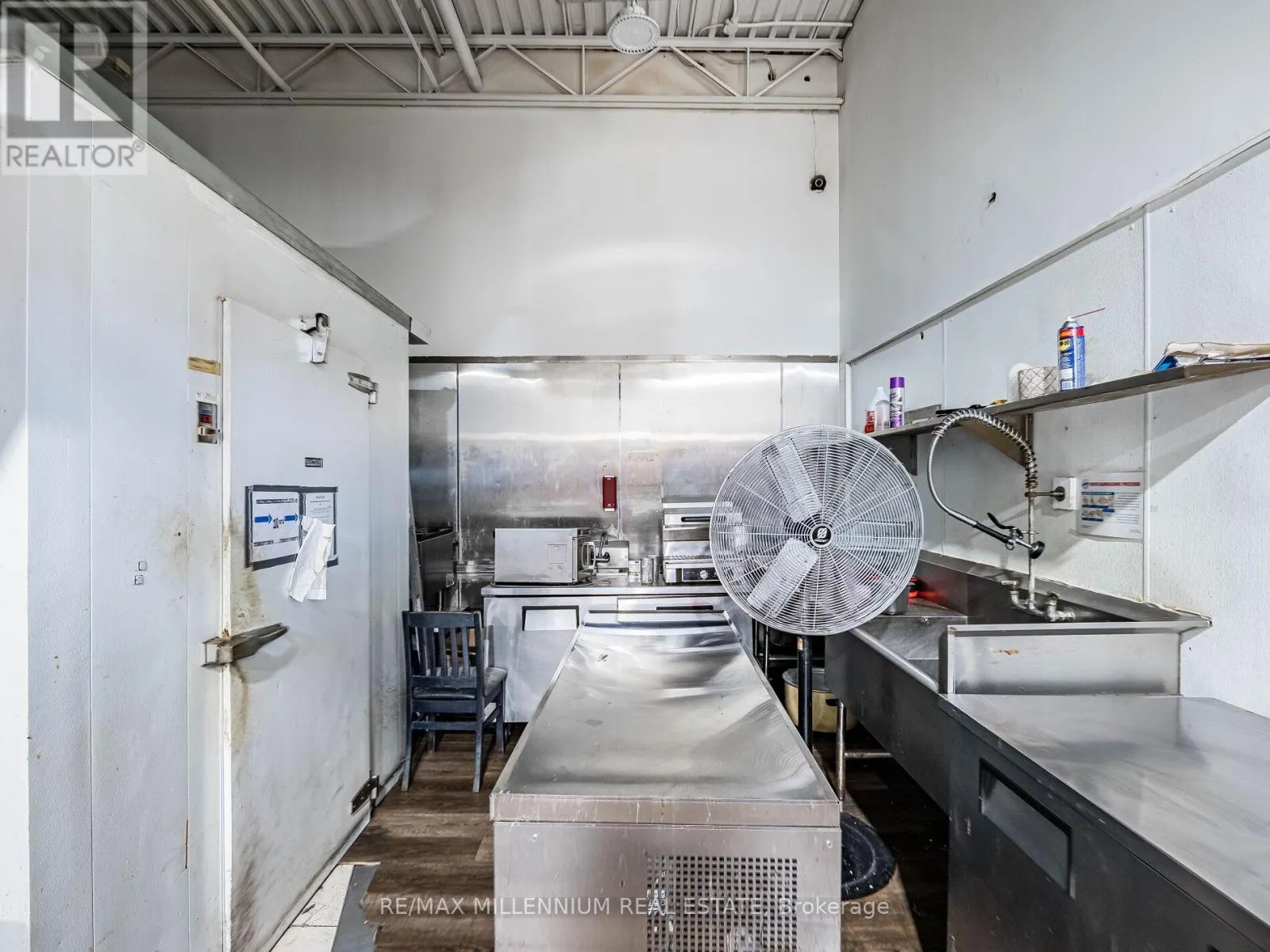 2905 EGLINTON AVENUE W