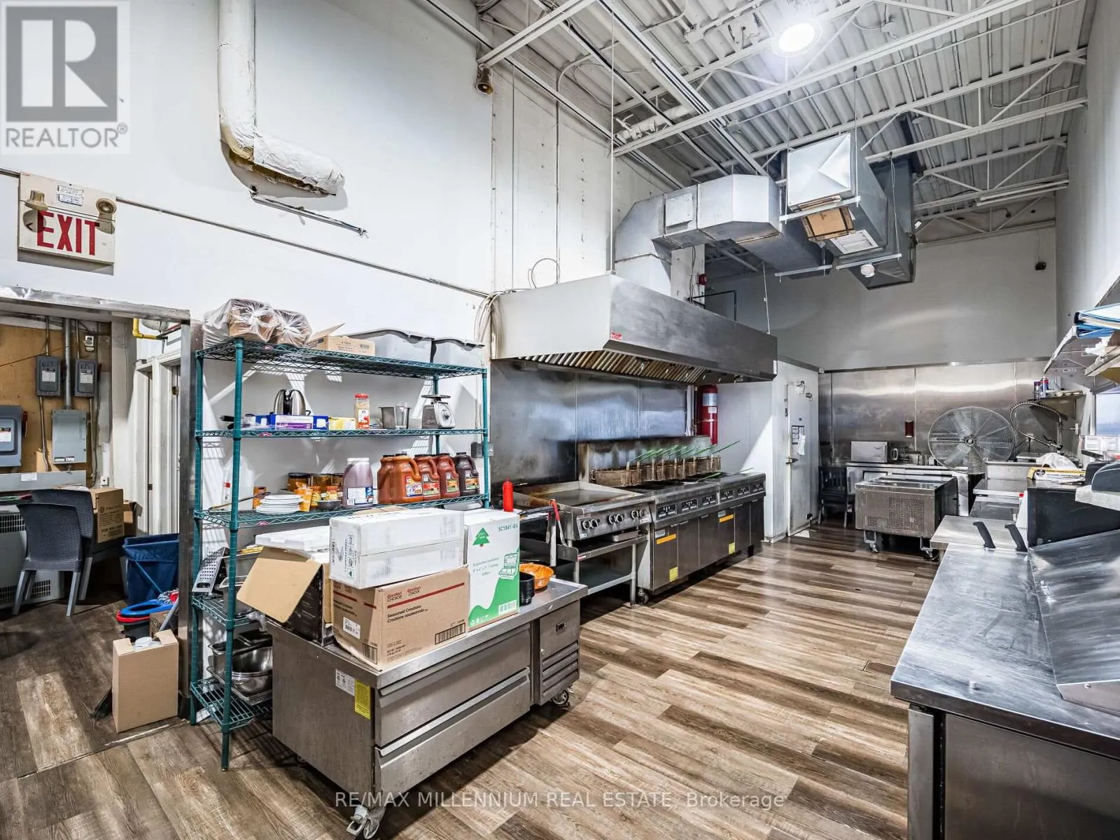 2905 EGLINTON AVENUE W
