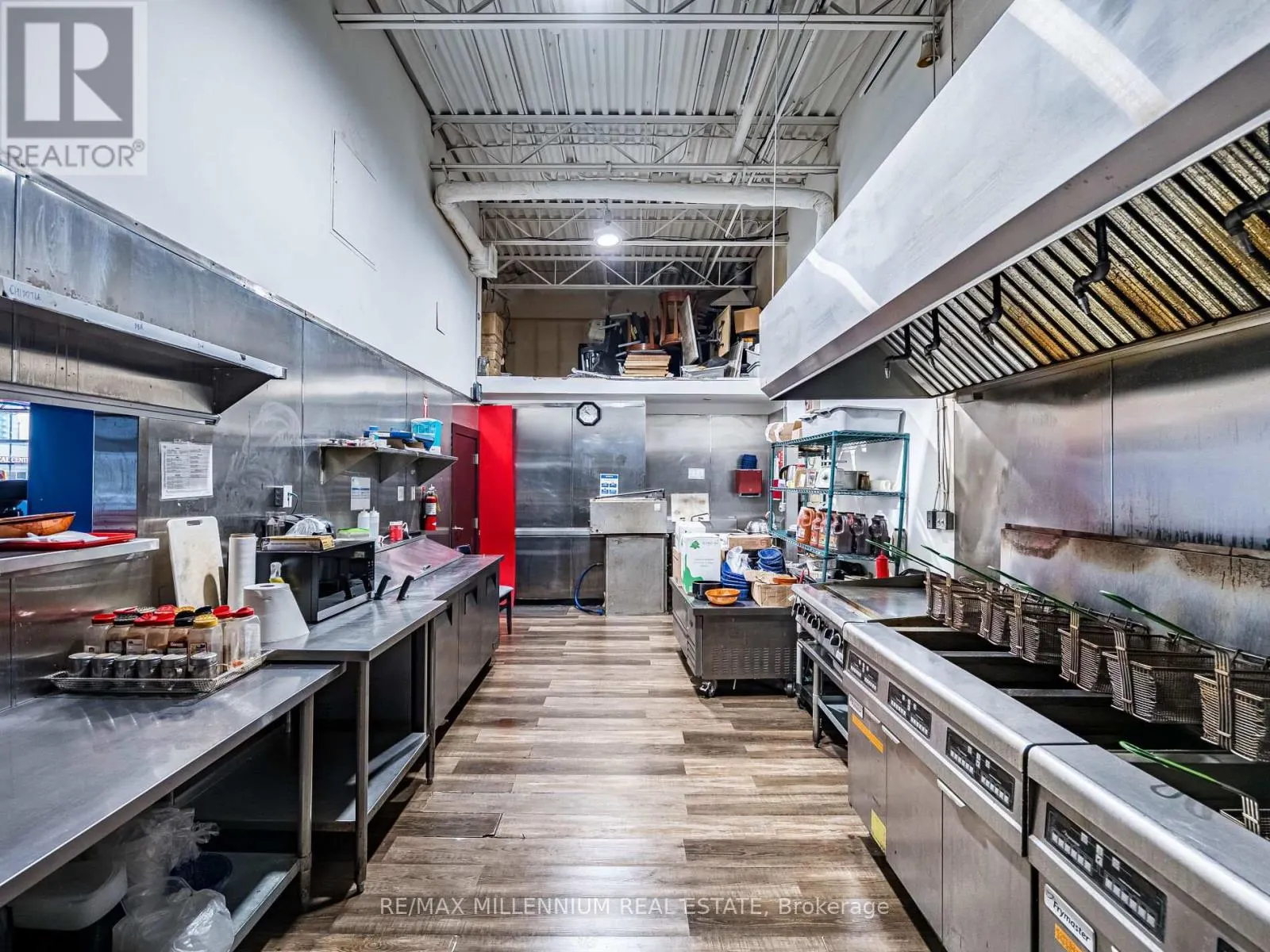 2905 EGLINTON AVENUE W