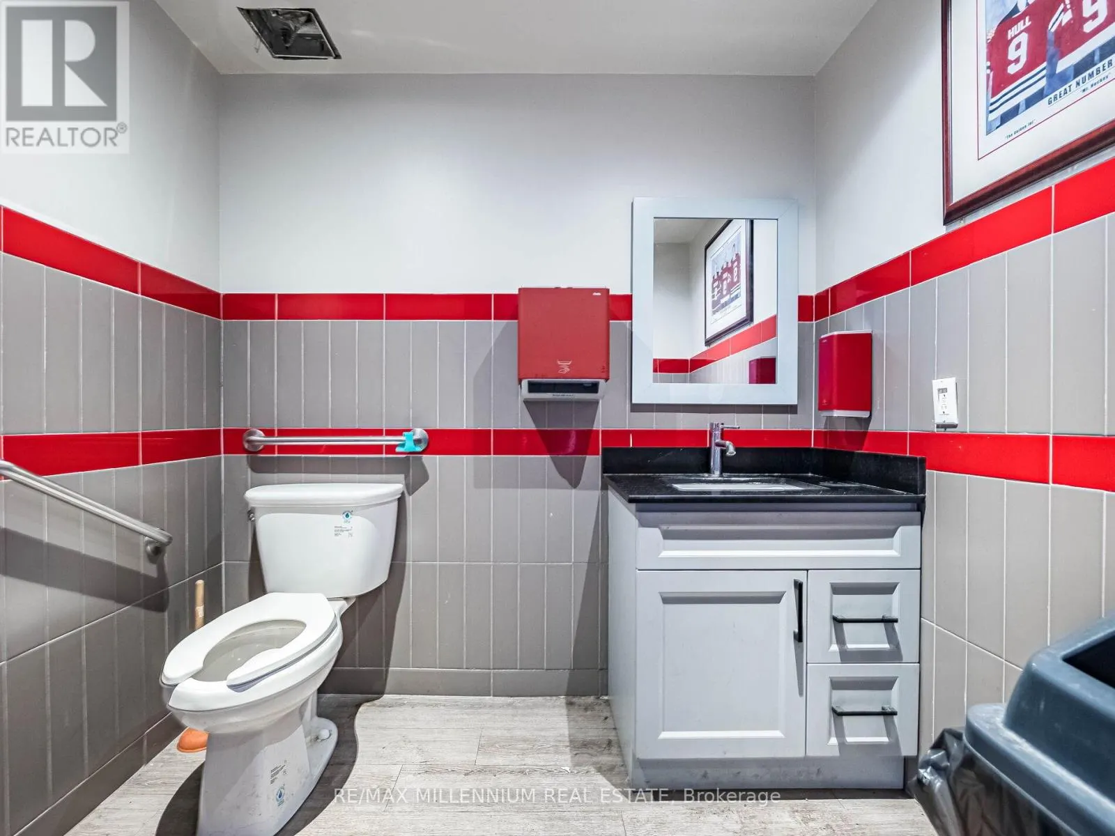 2905 EGLINTON AVENUE W