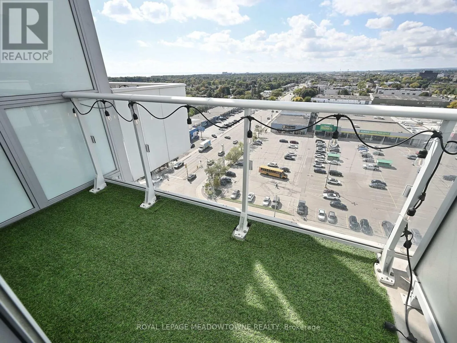 1210 - 55 SPEERS ROAD
