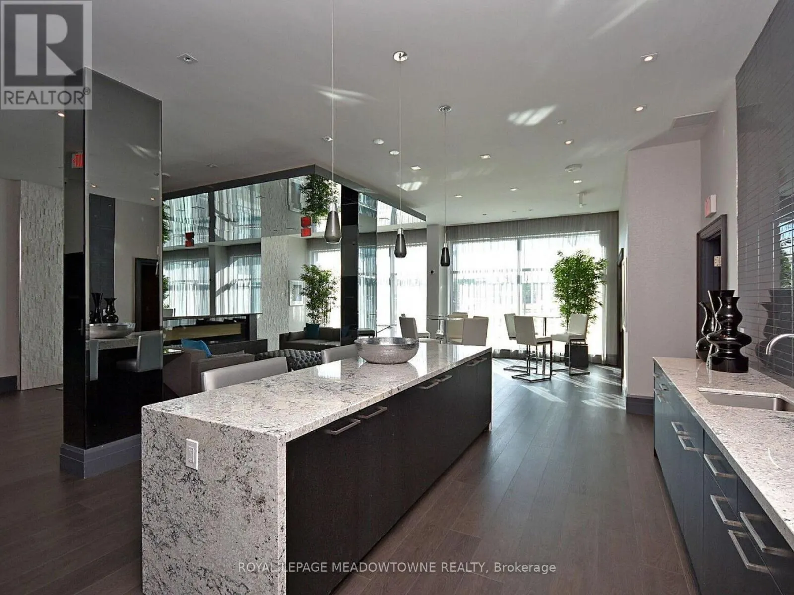 1210 - 55 SPEERS ROAD