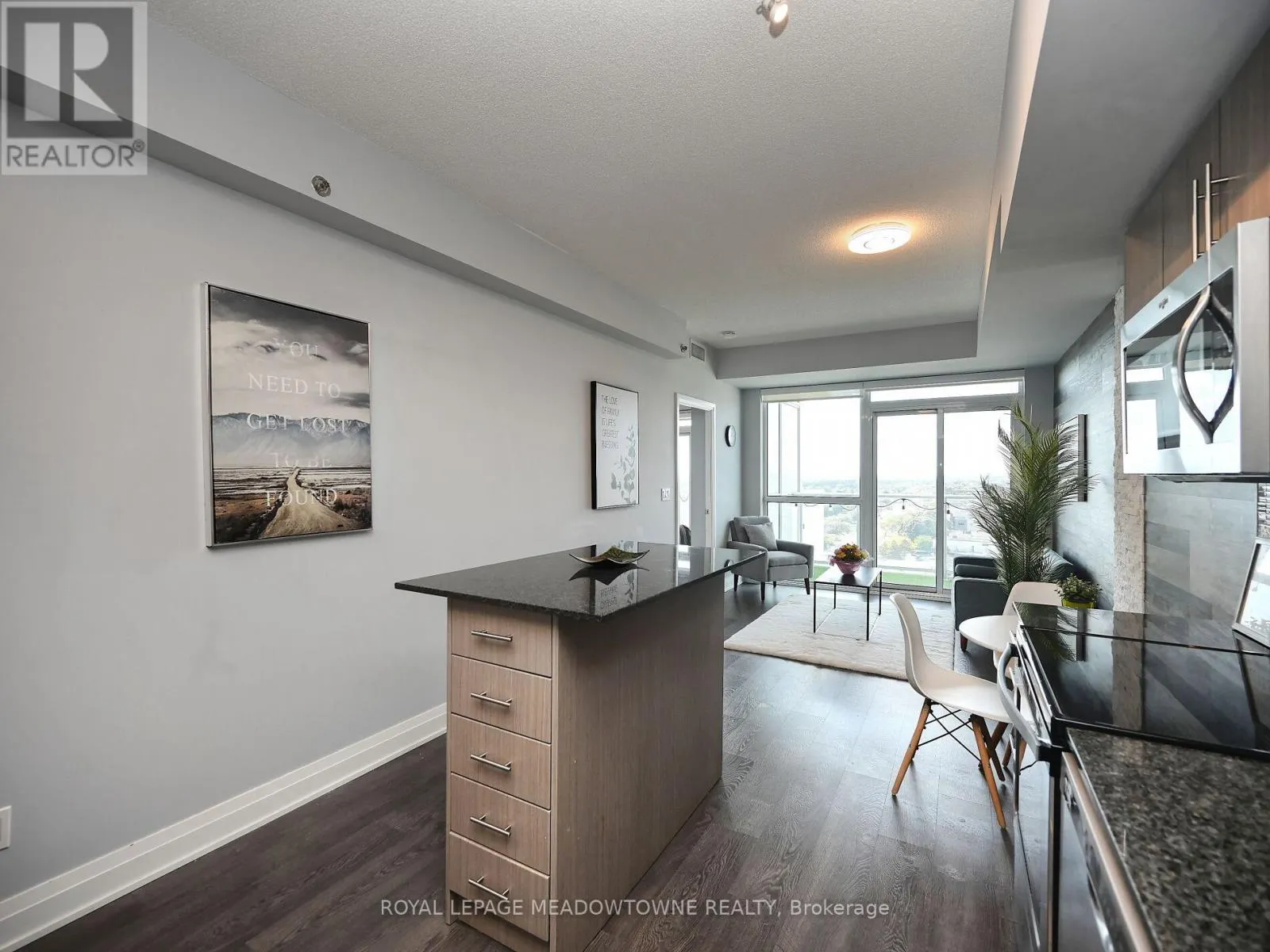 1210 - 55 SPEERS ROAD