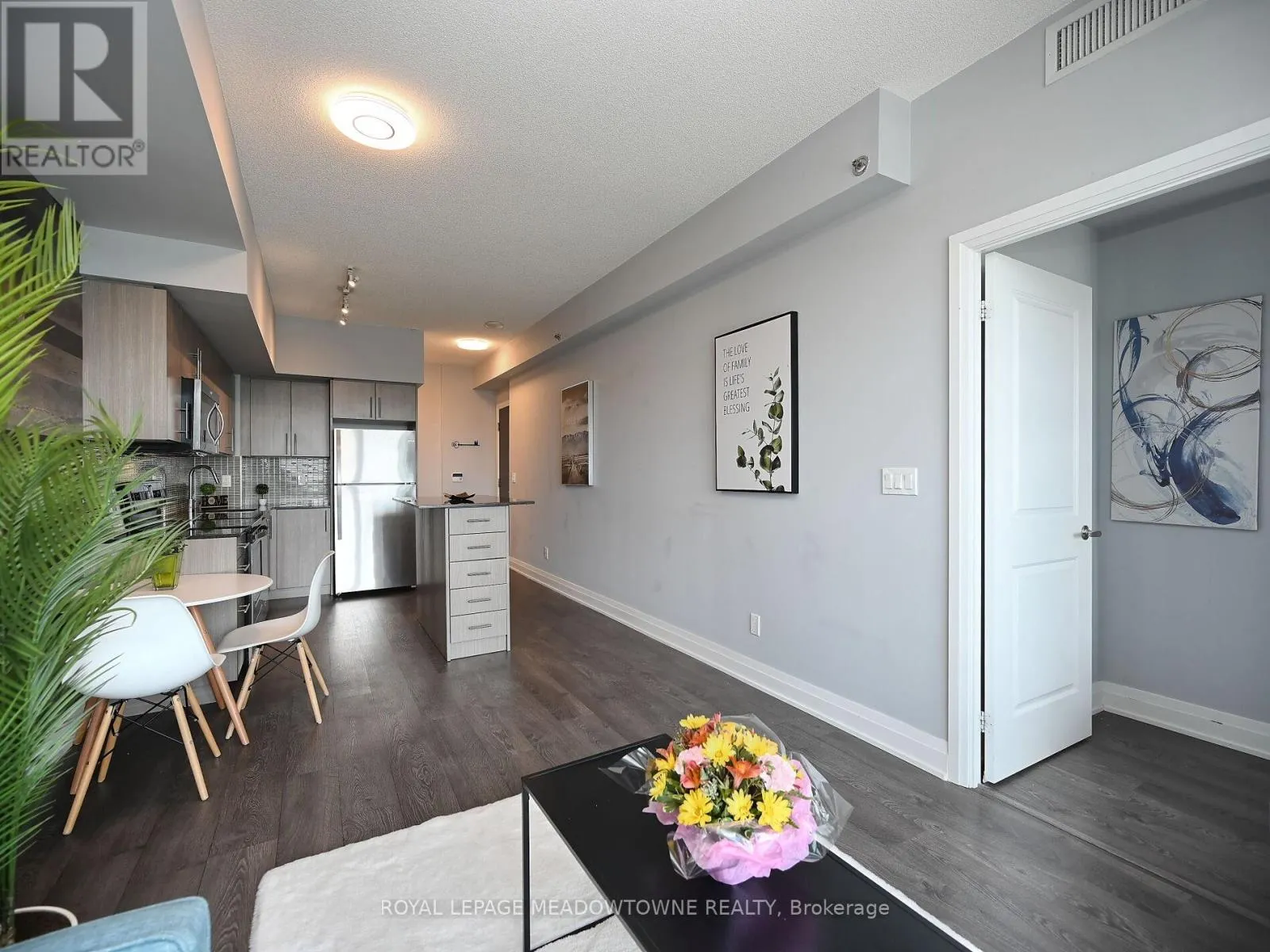 1210 - 55 SPEERS ROAD