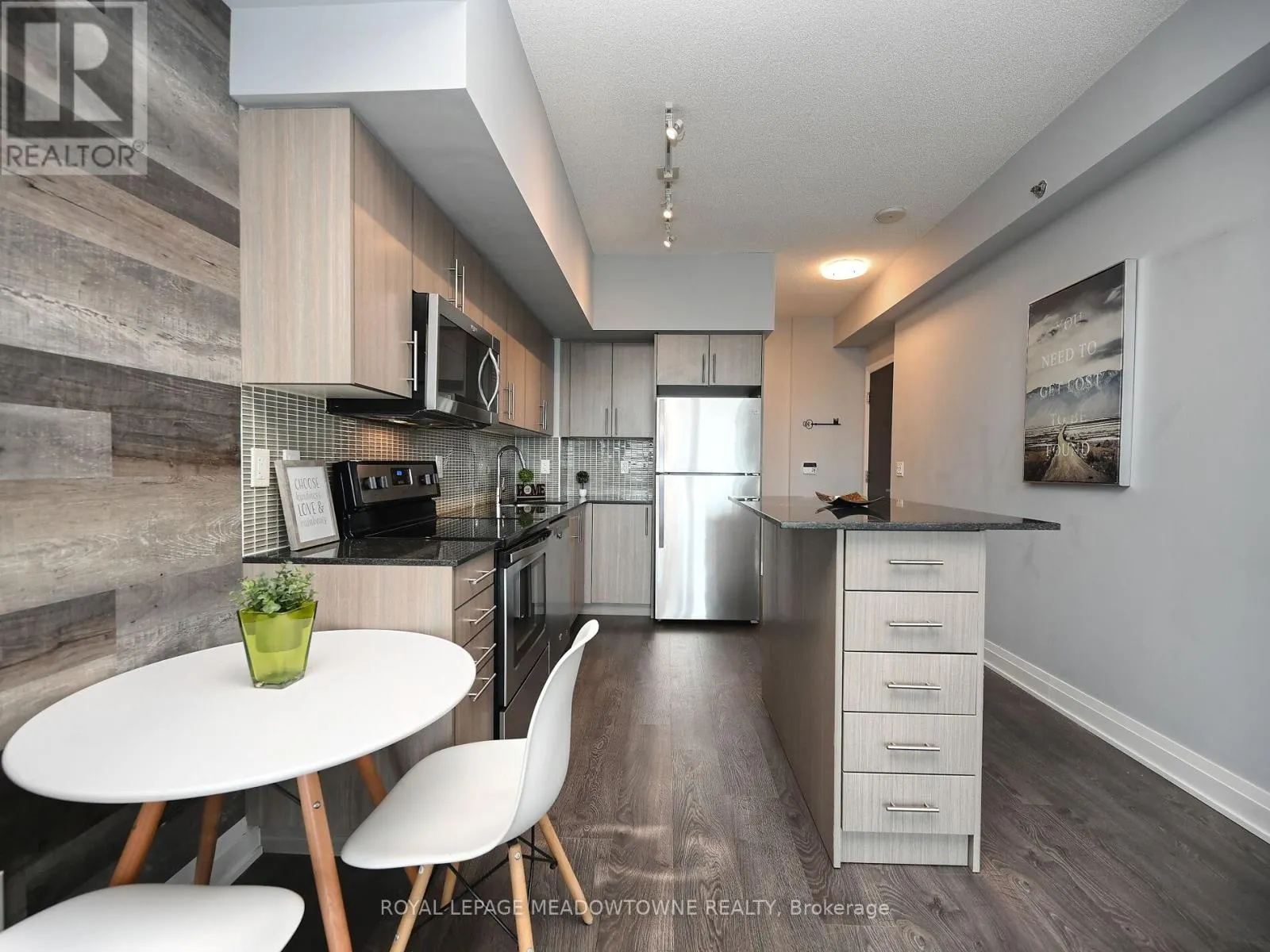 1210 - 55 SPEERS ROAD
