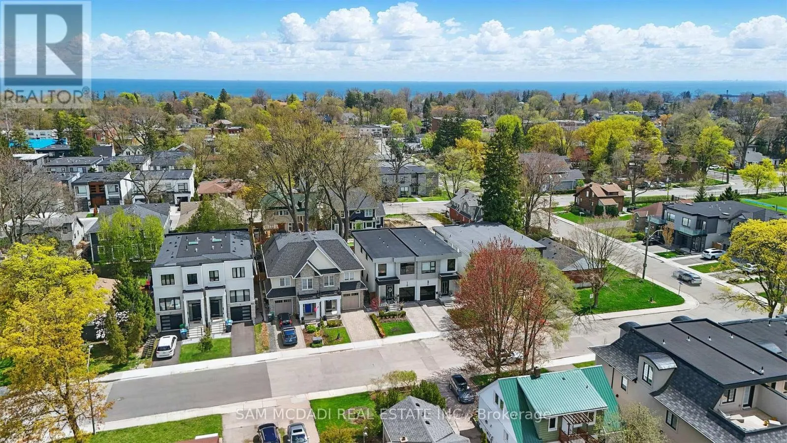 7B IROQUOIS AVENUE