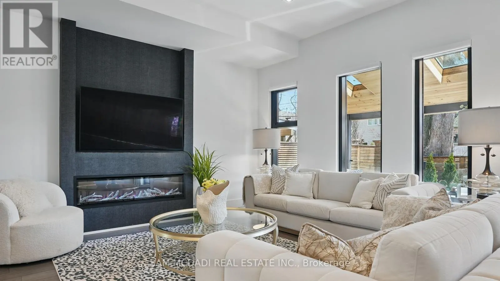 7B IROQUOIS AVENUE