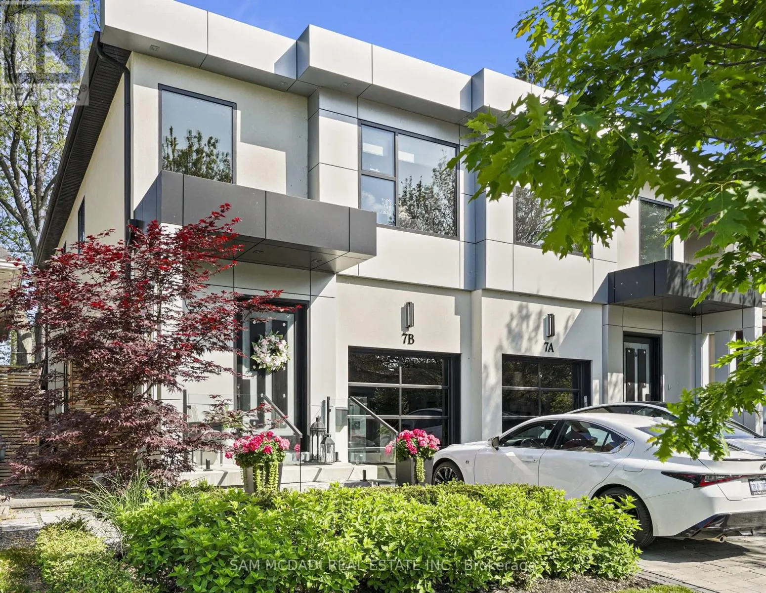 7B IROQUOIS AVENUE