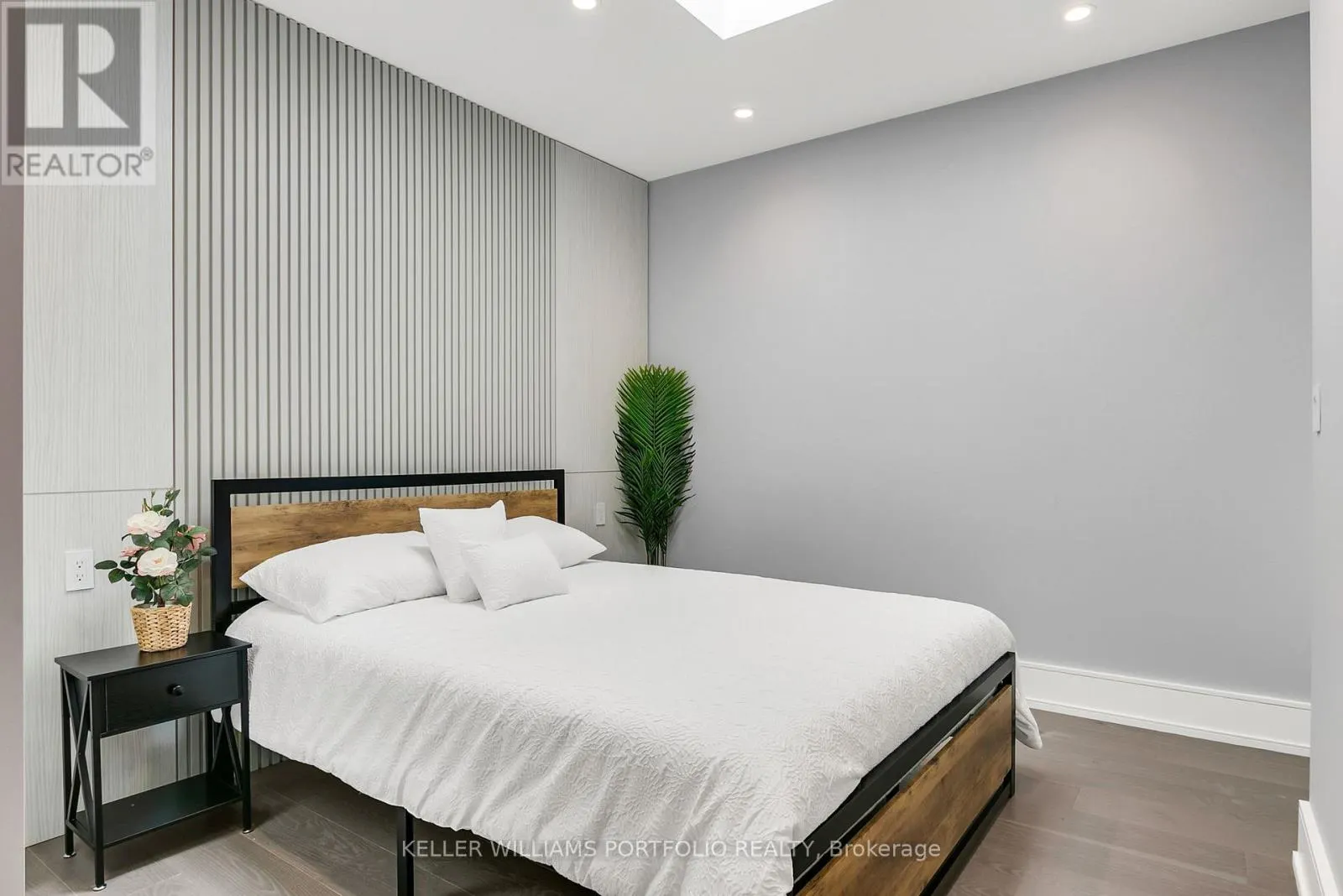 27 PRENNAN AVENUE