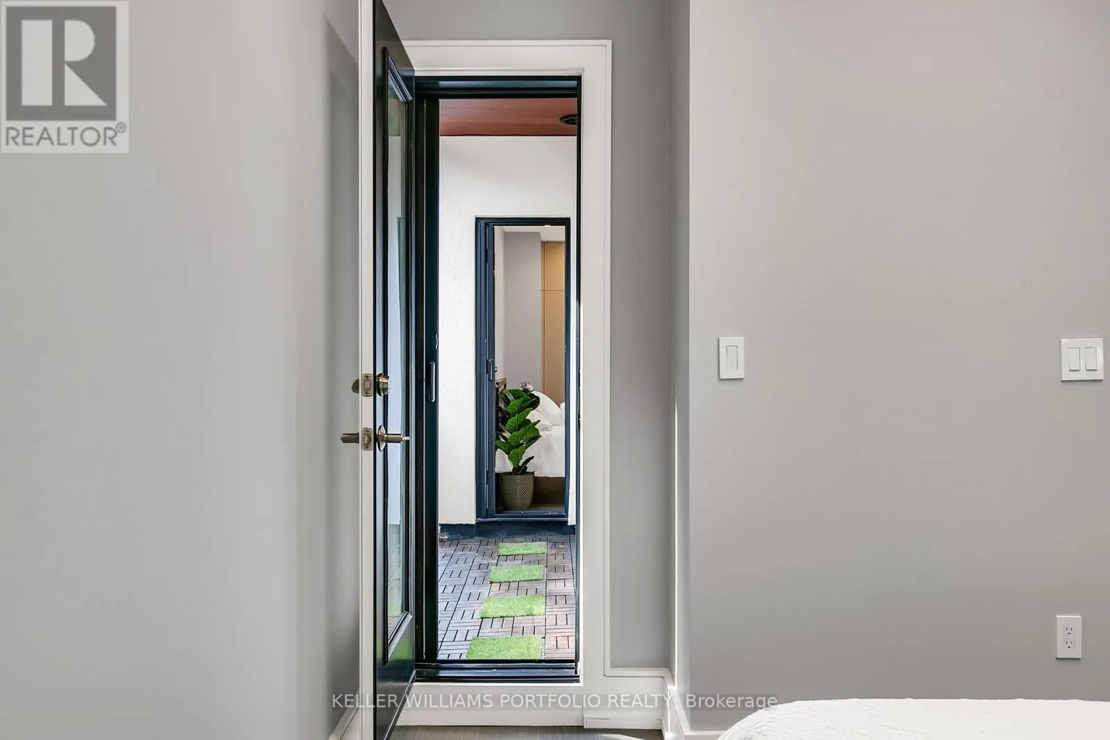 27 PRENNAN AVENUE