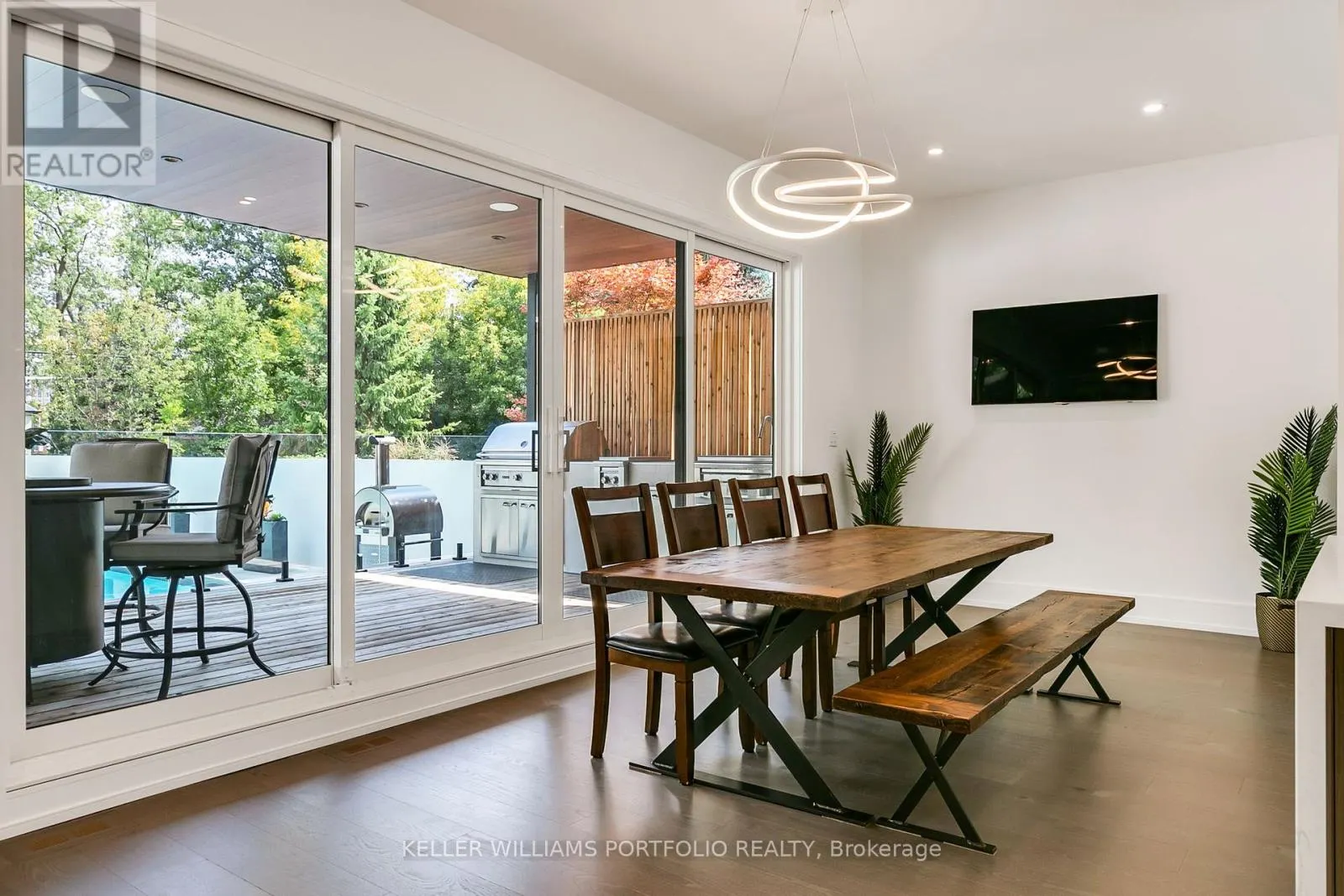 27 PRENNAN AVENUE
