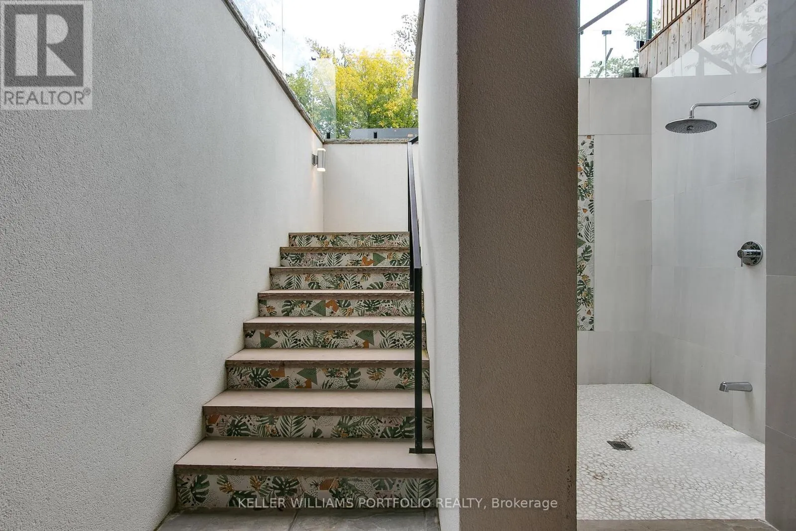 27 PRENNAN AVENUE
