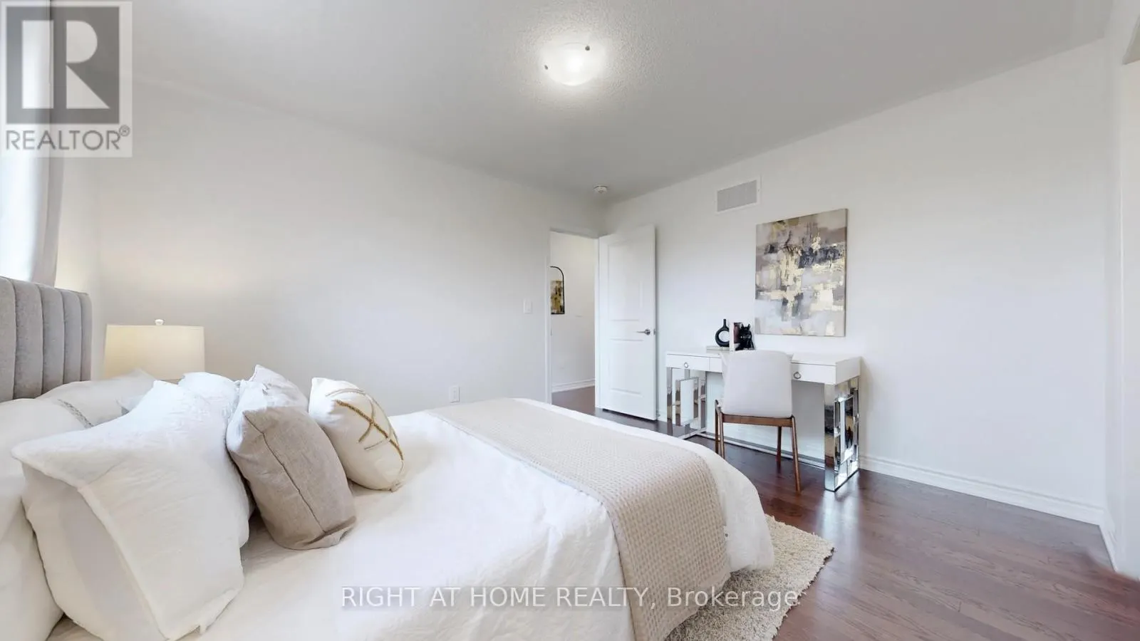 328 BERGAMOT AVENUE