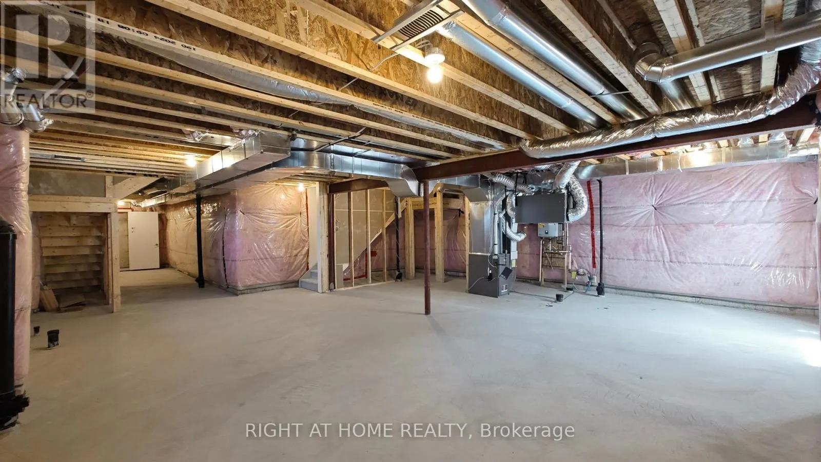 328 BERGAMOT AVENUE