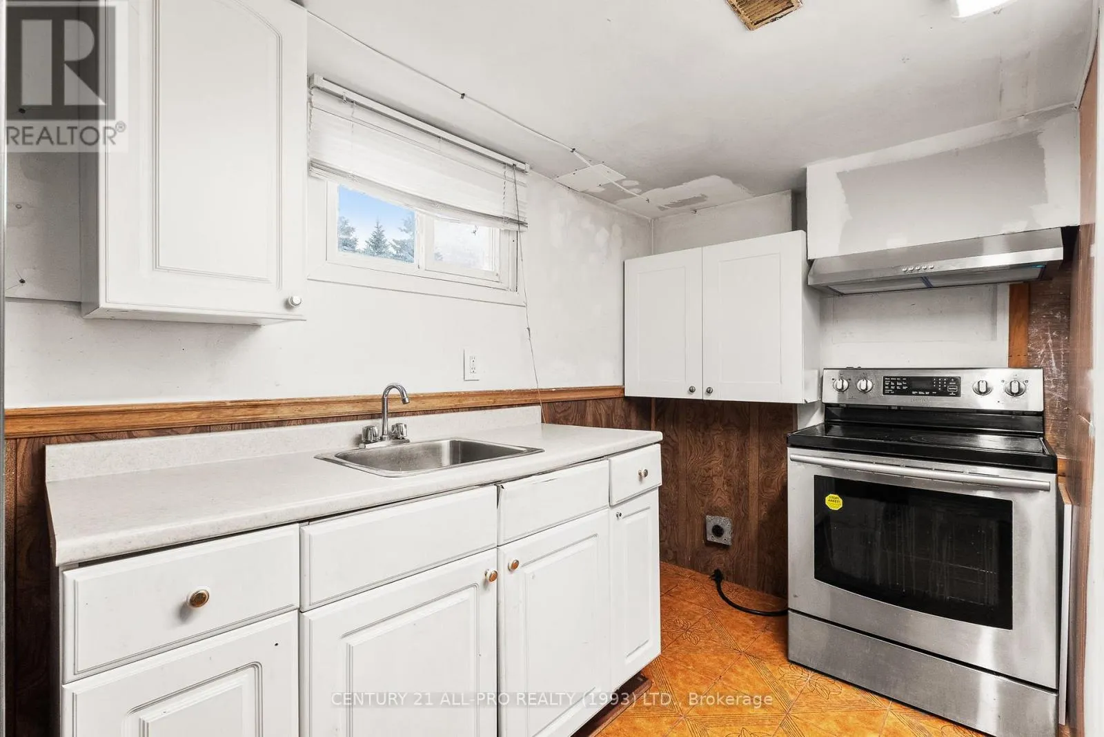 84 GOLDSBORO ROAD