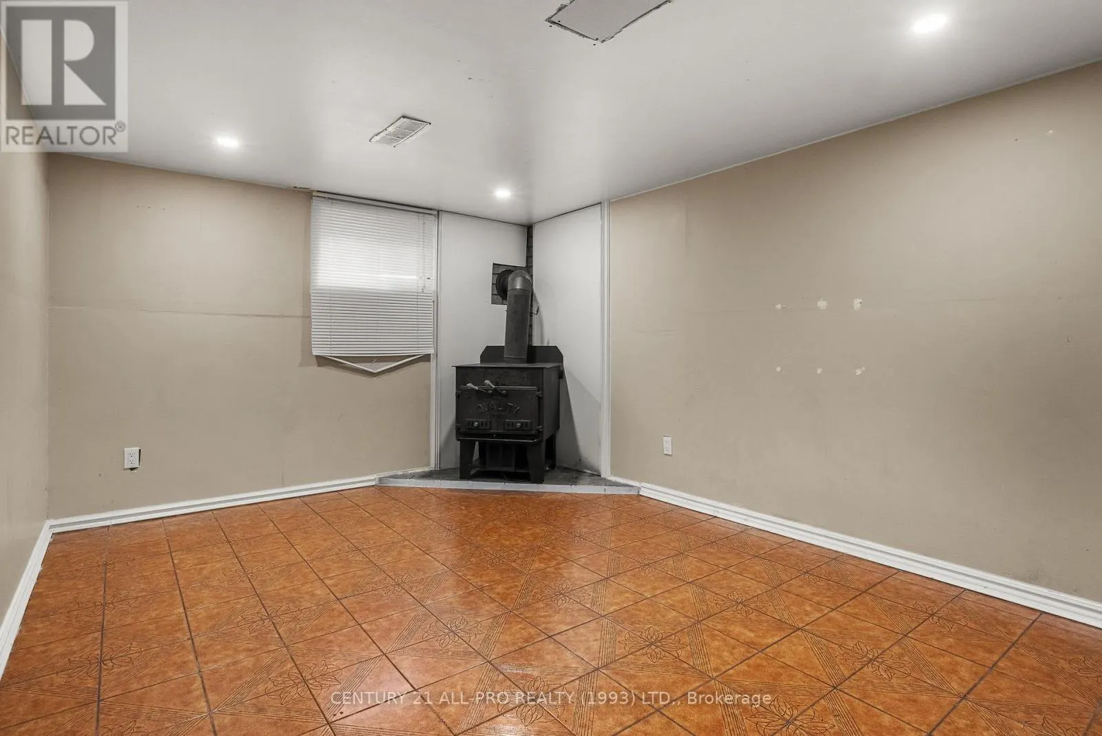 84 GOLDSBORO ROAD
