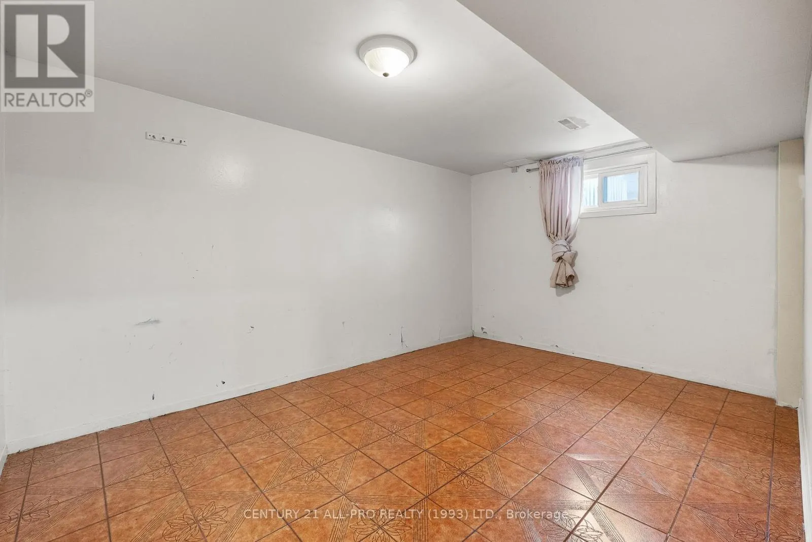 84 GOLDSBORO ROAD