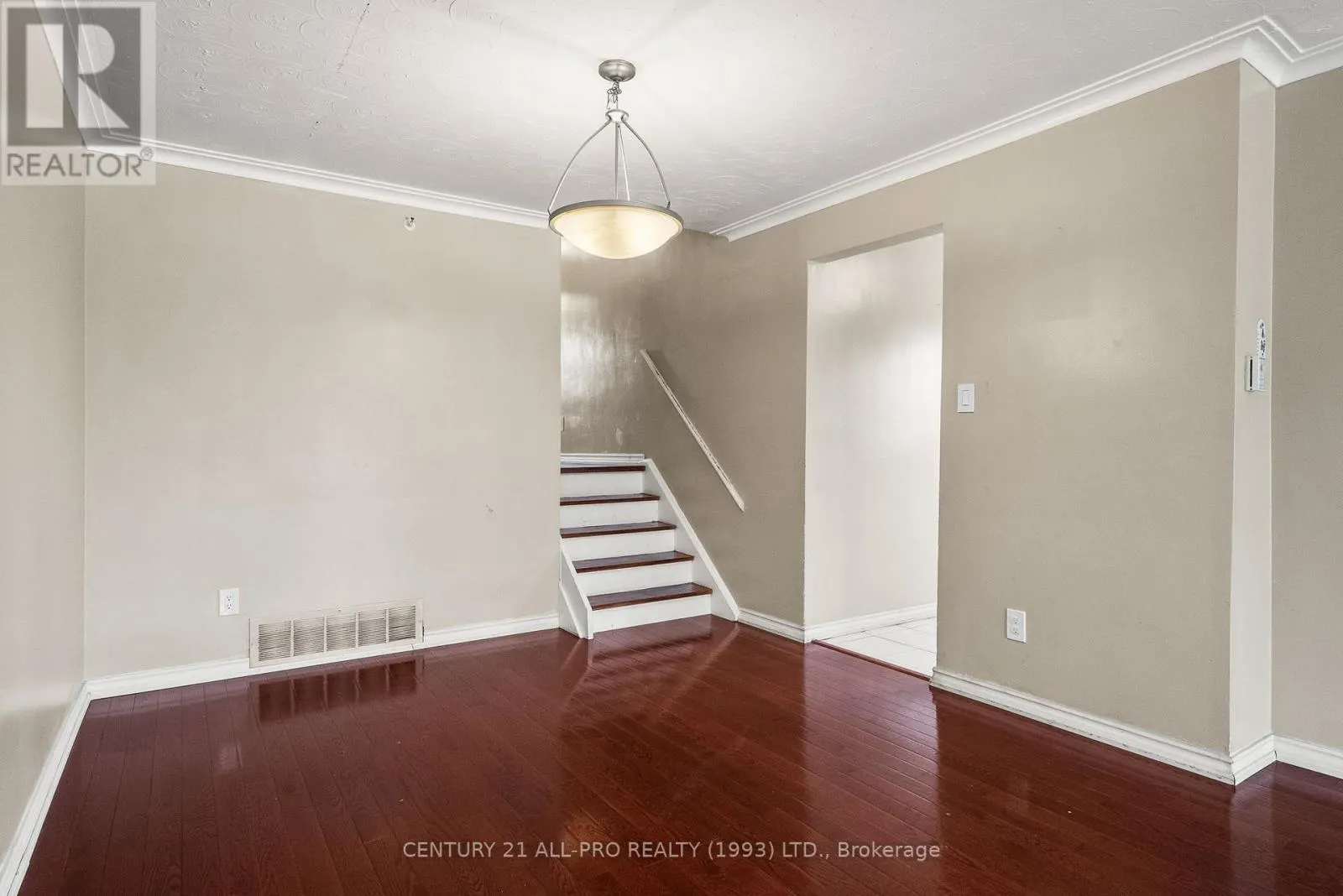 84 GOLDSBORO ROAD