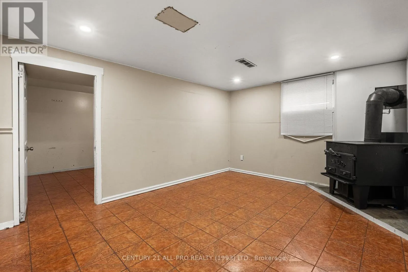 84 GOLDSBORO ROAD