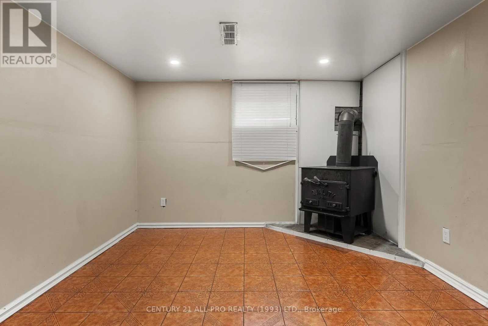 84 GOLDSBORO ROAD